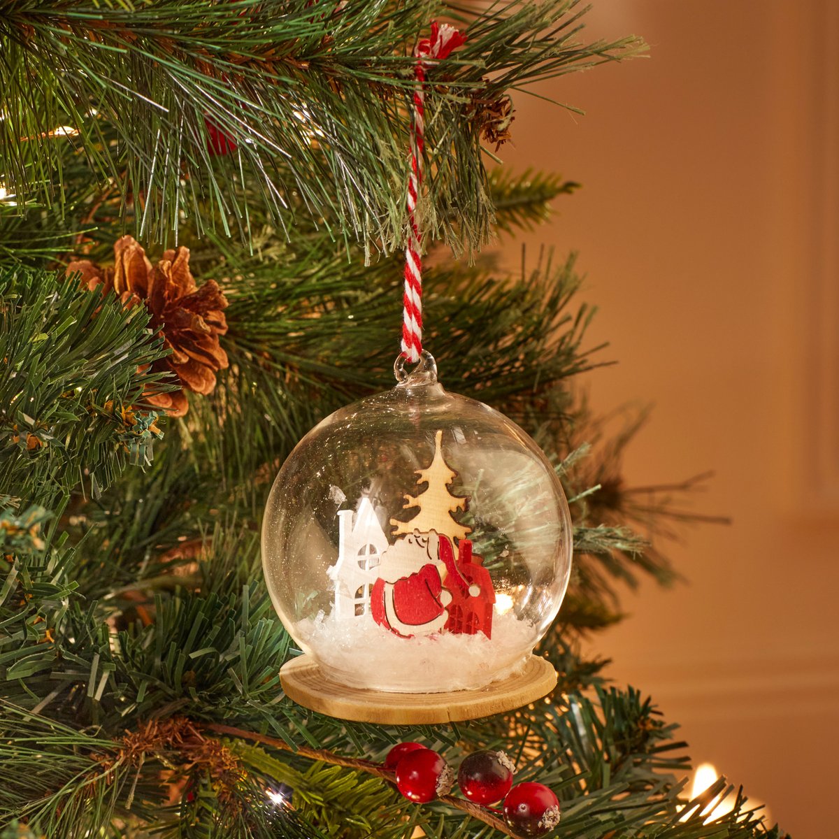 Boule intérieur sujets 7,5 cm verre transparent, FEERIC LIGHTS & CHRISTMAS