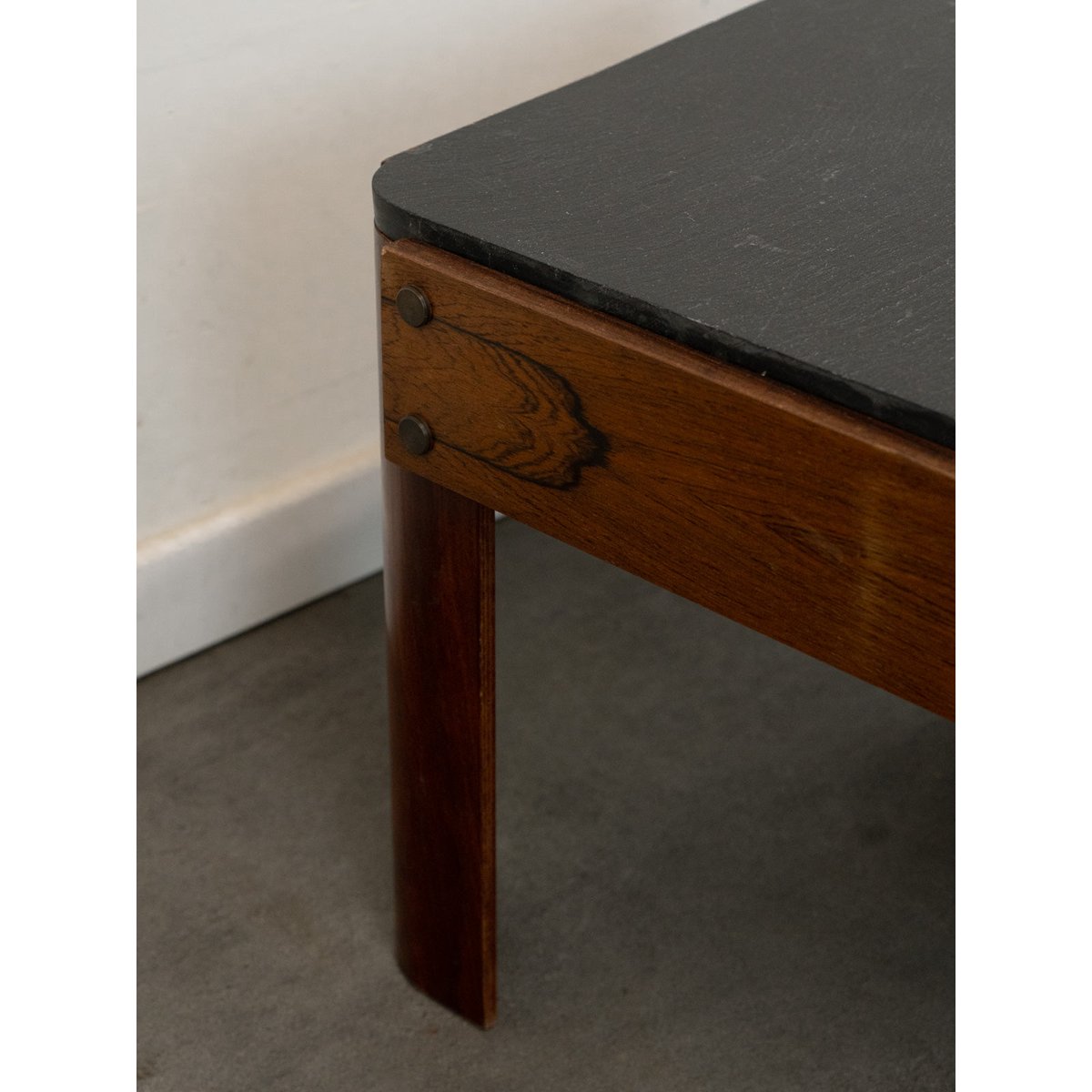 Table basse en bois et ardoise Marie-Pierre N°81 - Bon état gris, DEBONGOUT