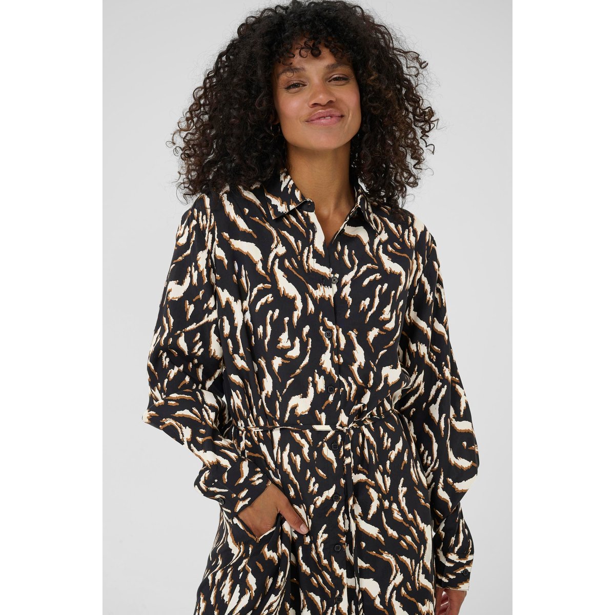 Robe noir marron black/brown graphic animal, KAFFE