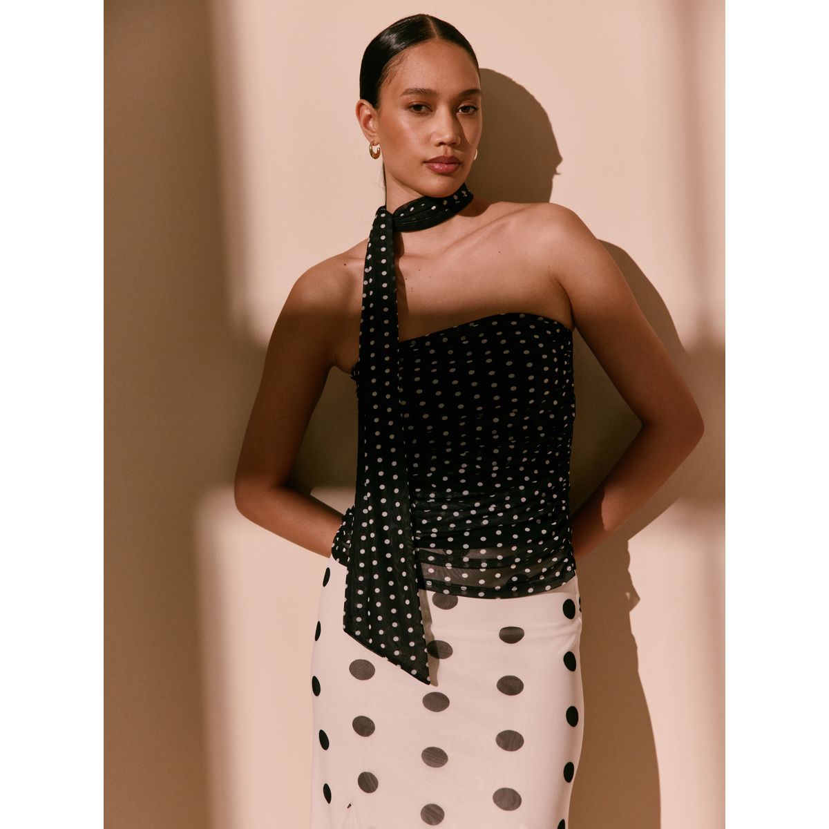 Haut bandeau en mesh noir à pois, NEXT