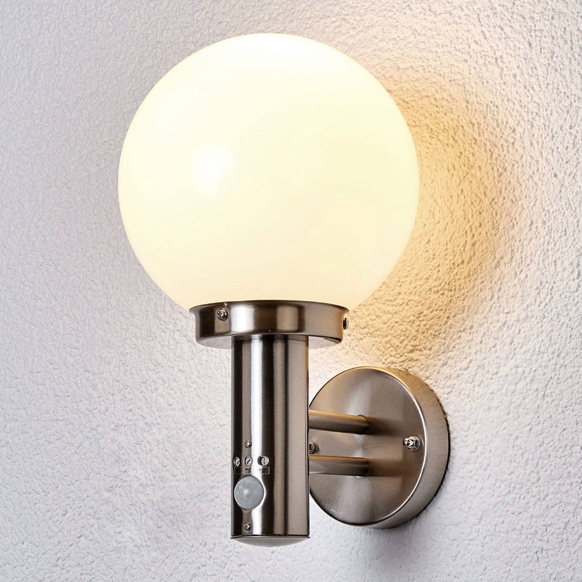 Applique extérieure en inox moderne, Nada acier inoxydable, blanc opale, LINDBY