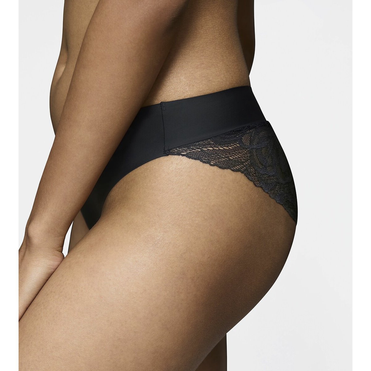 Slip taï Body Make-Up Illusion Lace noir, TRIUMPH