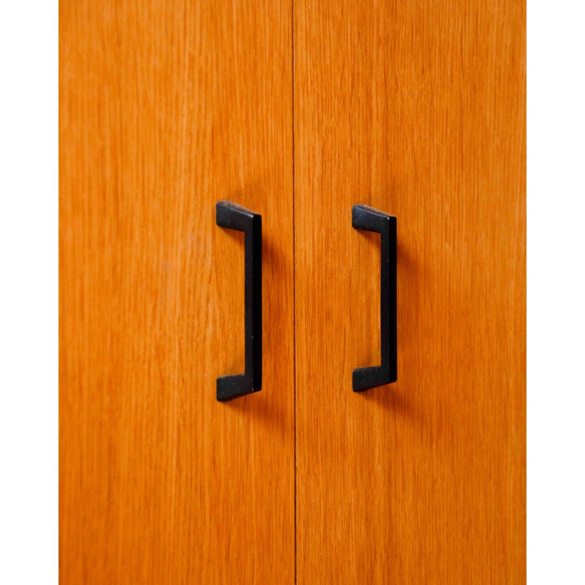 Bibliothèque vitrée contemporaine Madeleine N°740 - Bon état bois clair, DEBONGOUT
