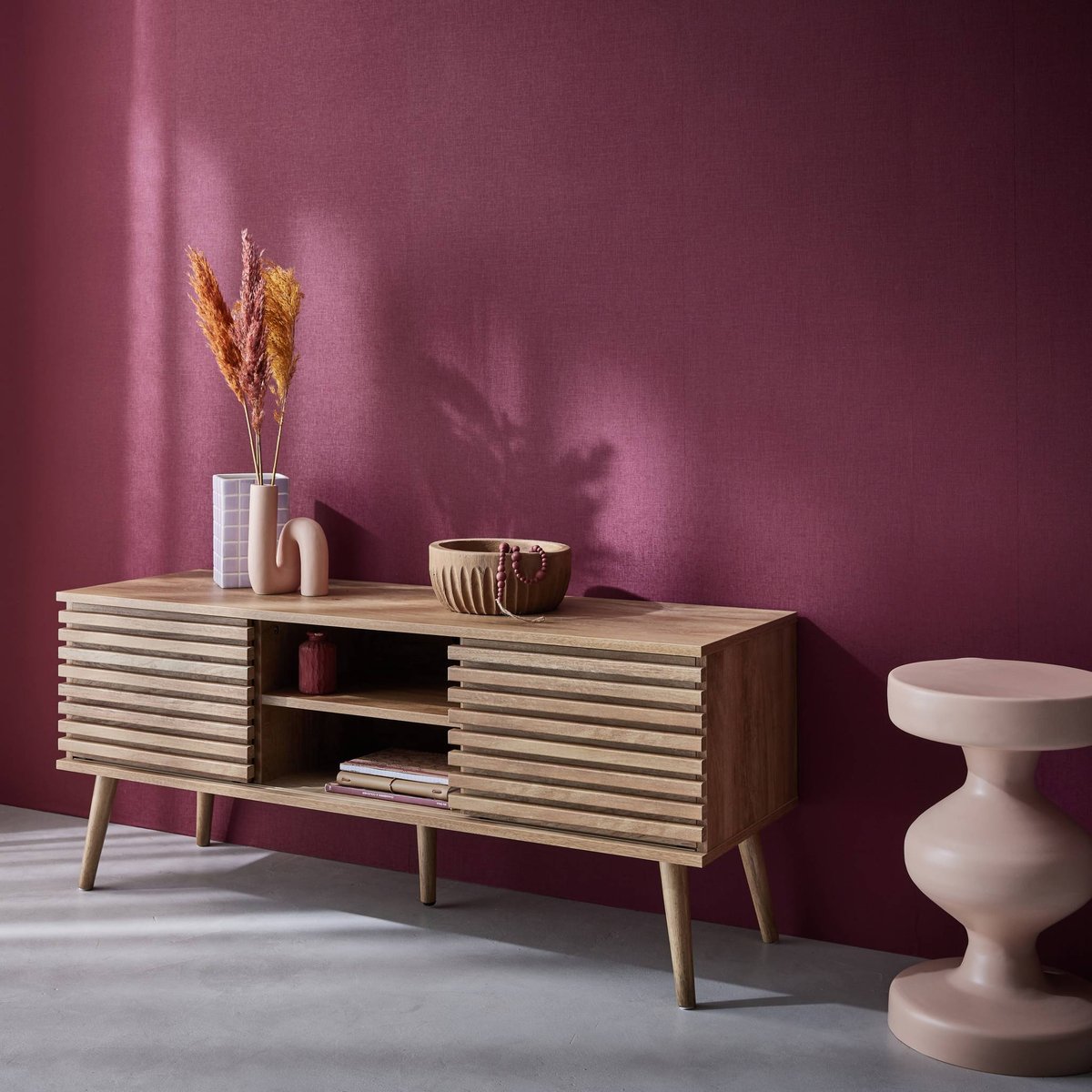Meuble TV scandinave décor bois rainuré 2 portes 120cm MADERE naturel, SWEEEK