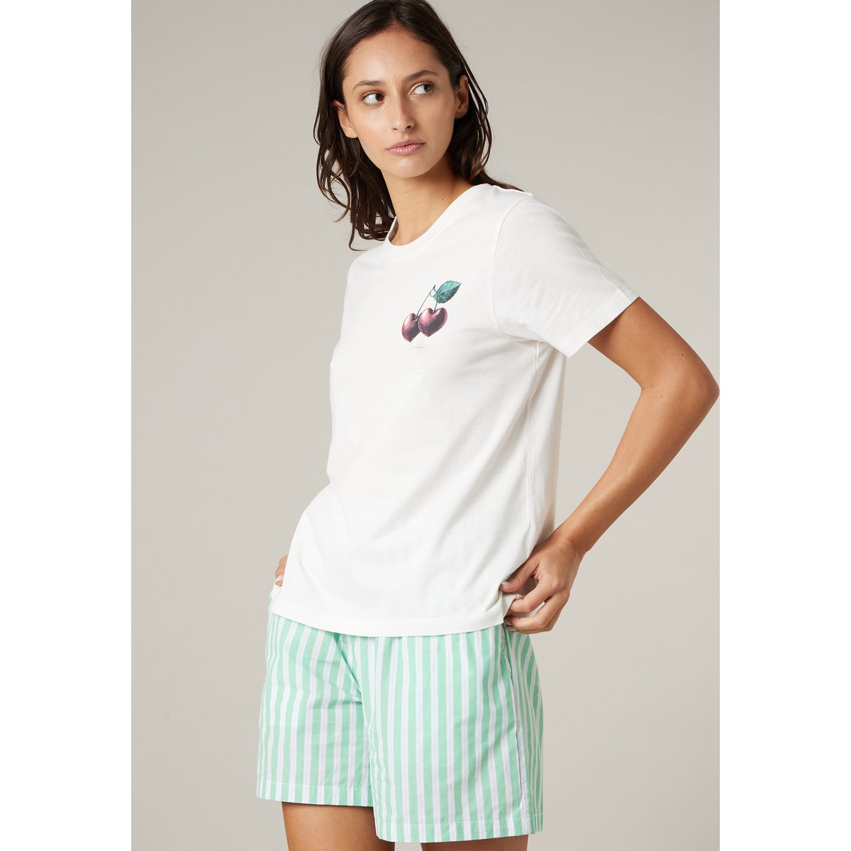T-shirt femme en coton à motif cerises CHERRYHEARTH natural, DEELUXE