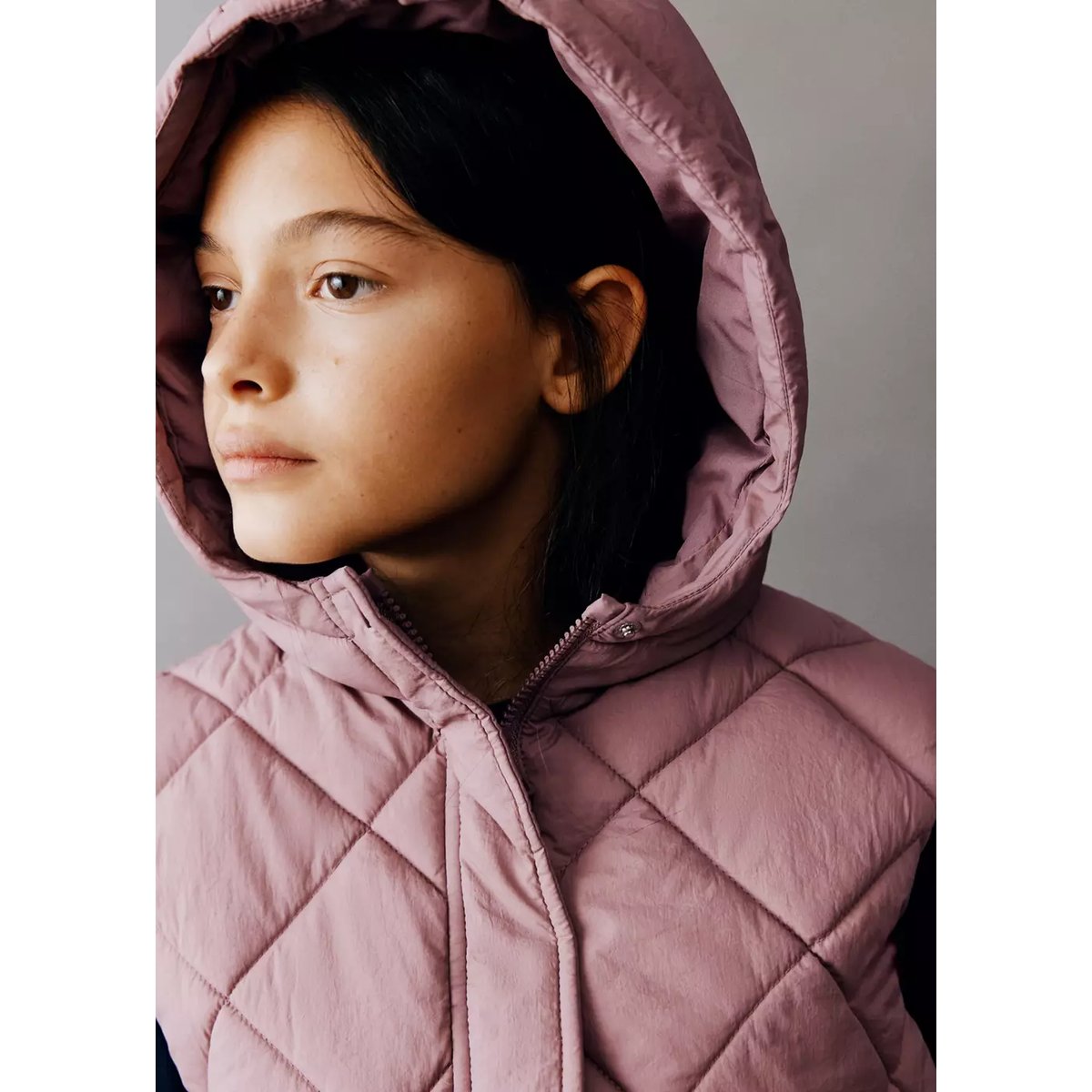 Gilet matelassé à capuche rose, MANGO KIDS