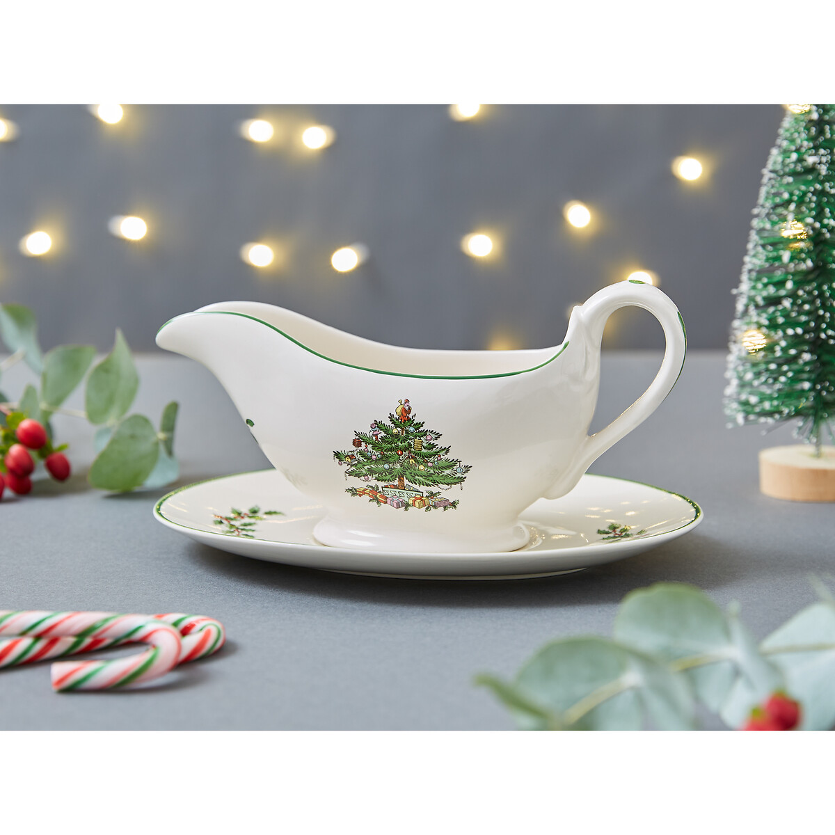Christmas Tree Gravy Boat & Stand white, SPODE