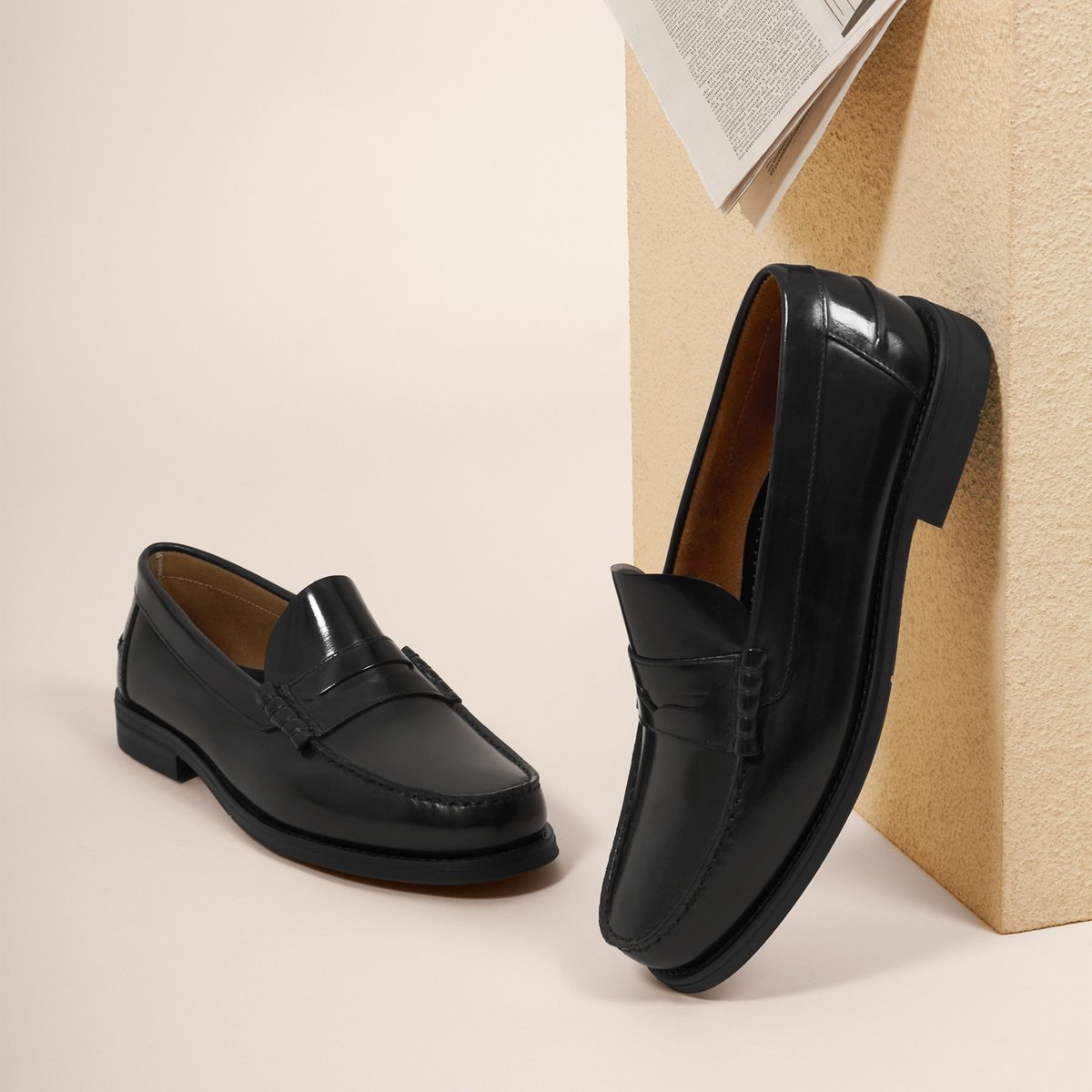 Mocassins Gustave cuir vernis noir, JULES & JENN
