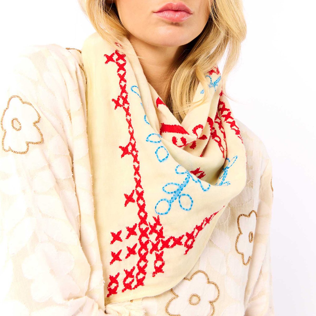 Foulard medium avec broderies NAYARIT blanc, WILD