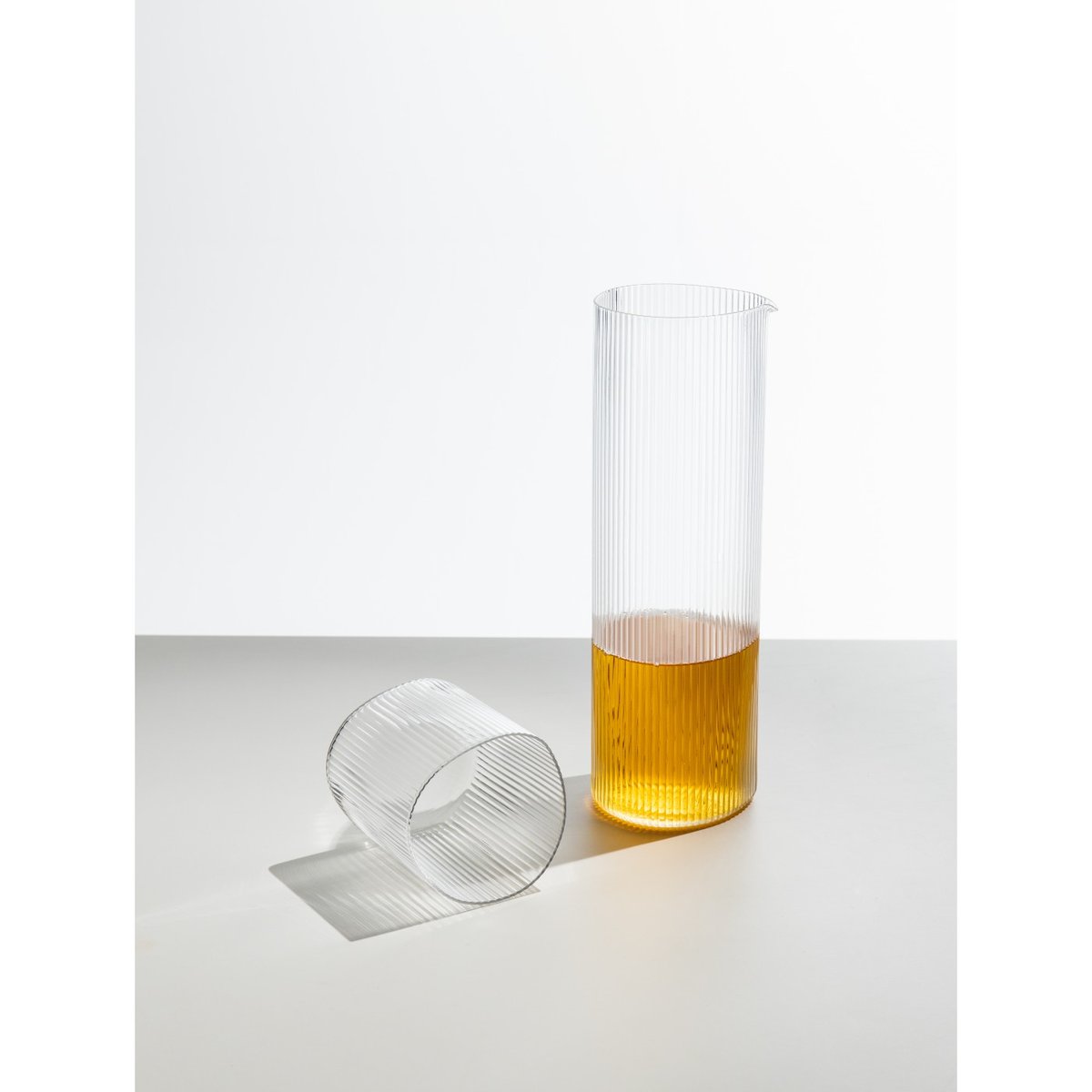 Carafe droite design verre strié  SHIBUI transparent, ICHENDORF