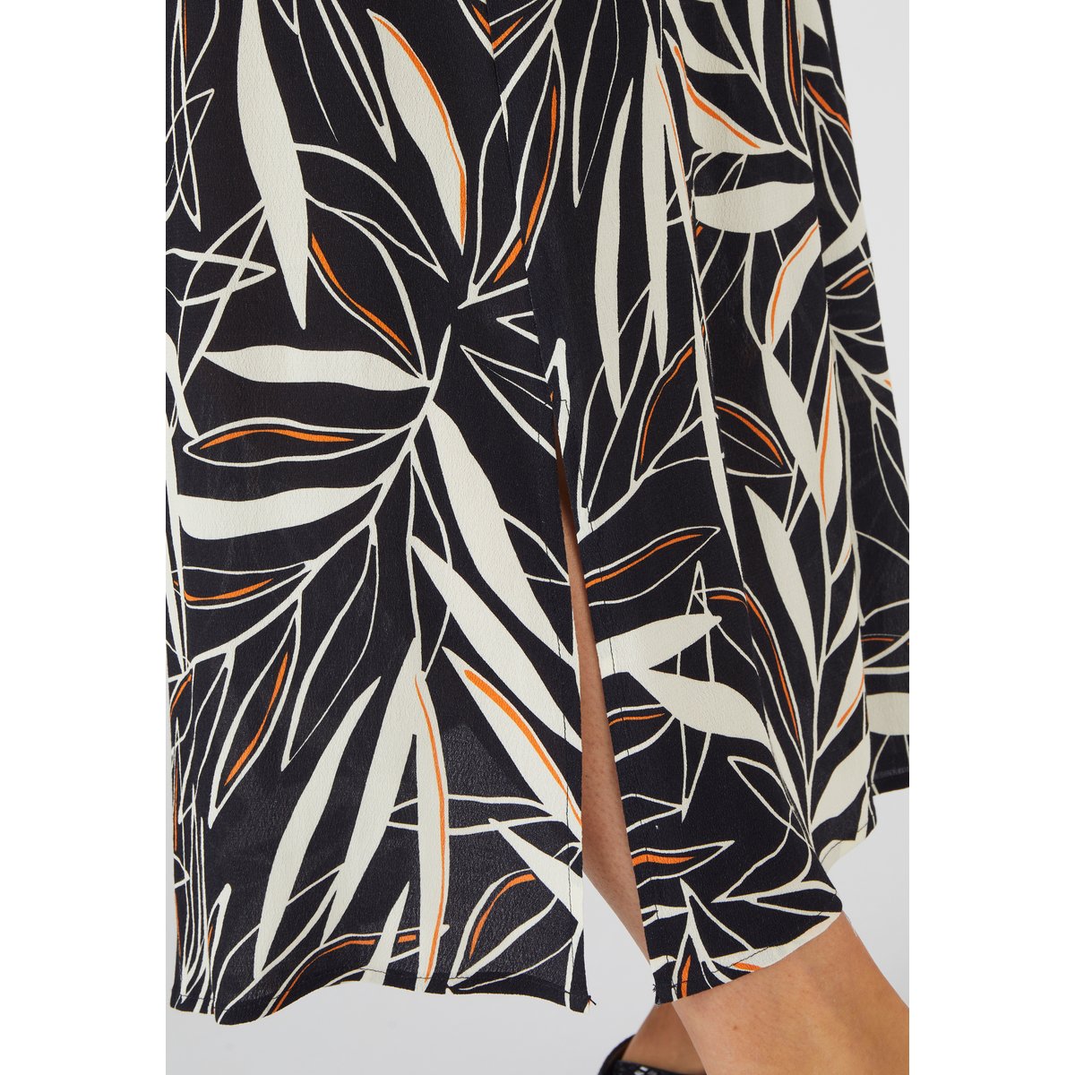 Robe longue fibres viscose Lenzing(TM) EcoVero(TM) noir feuillage, DAMART
