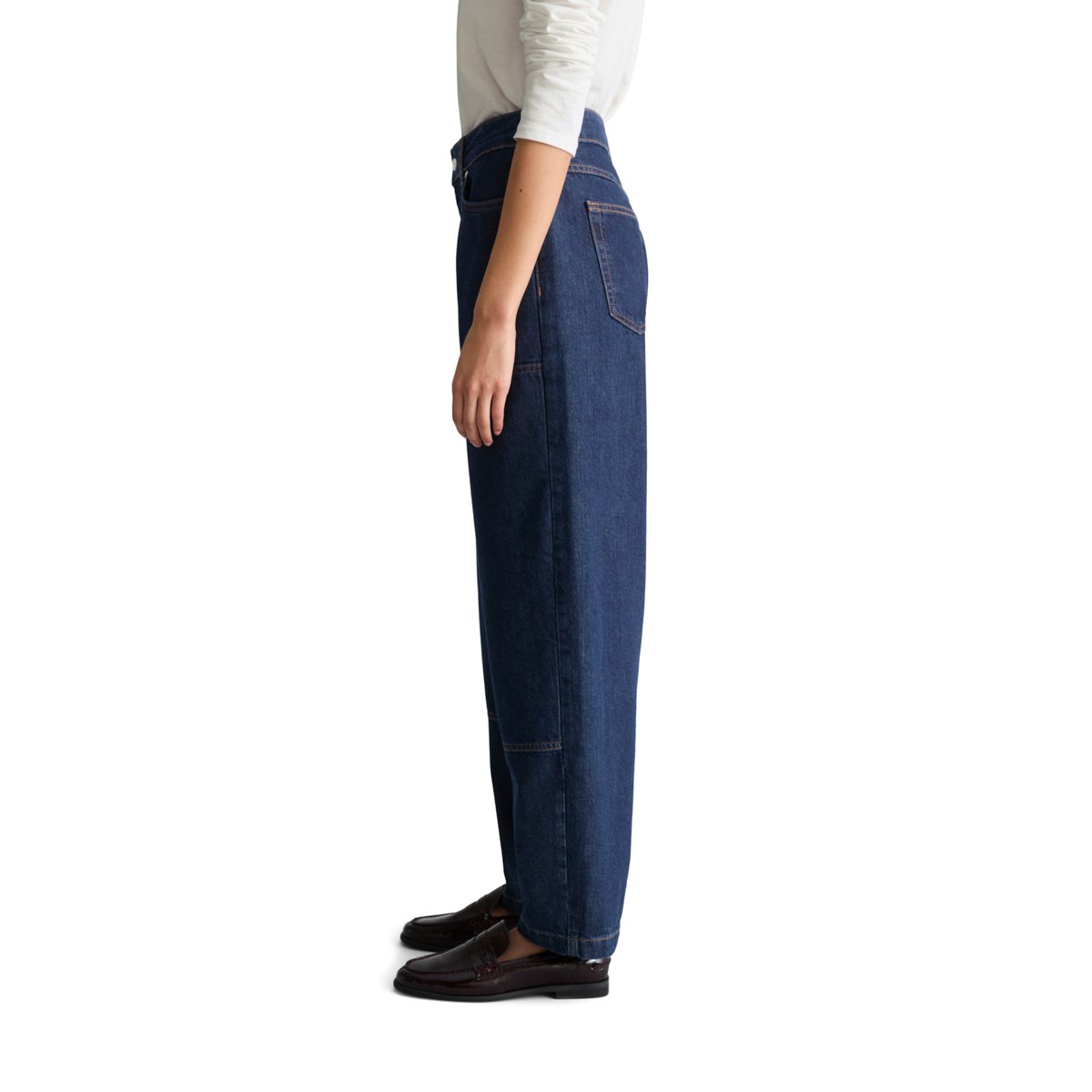 Jeans modèle Stine, coupe  relaxed barrel  et longueur raccourcie en pur coton bleu, MARC O’POLO DENIM