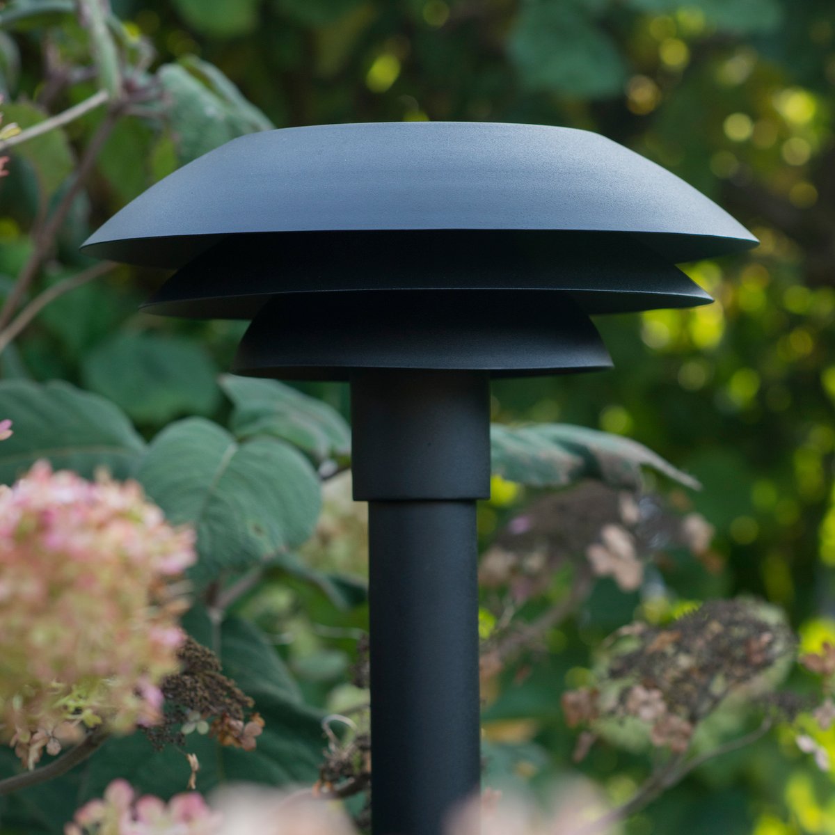 Borne Extérieure en Métal inoxydable DL31 noir, DYBERG LARSEN