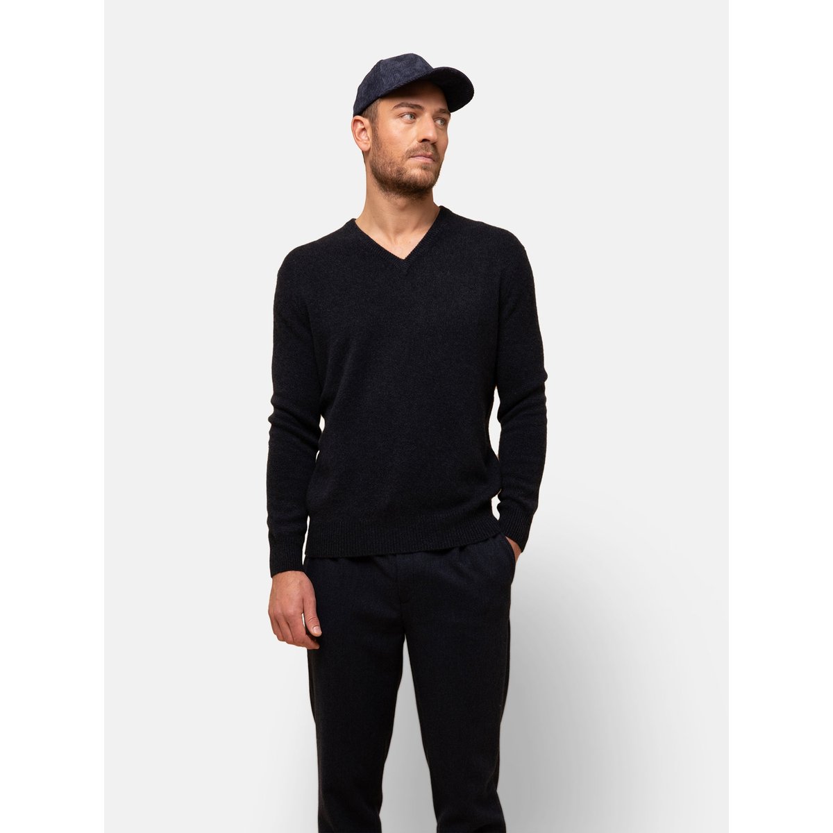 Pull Col V 4 Fils Caviar Nathan bleu foncé, JUST CASHMERE