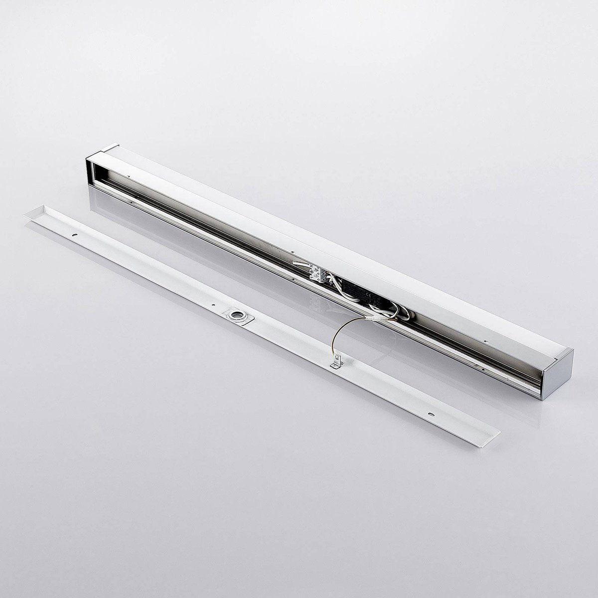 Applique en aluminium moderneLED, Klea blanc, chrome, LINDBY