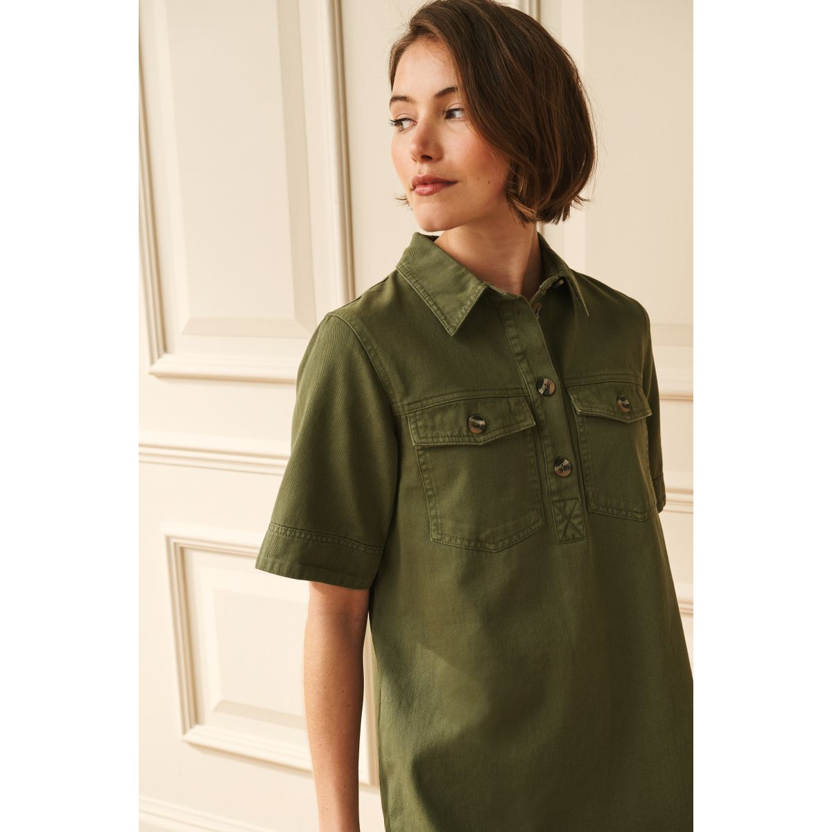 Robe chemise courte utilitaire vert sauge lavé, NEXT