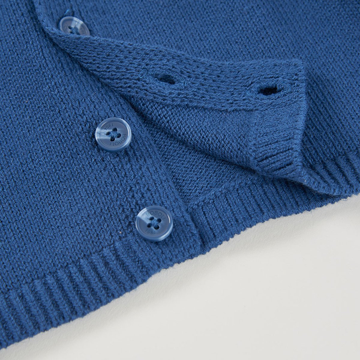 Gilet bébé maille avec boutons bleu, BOBOLI