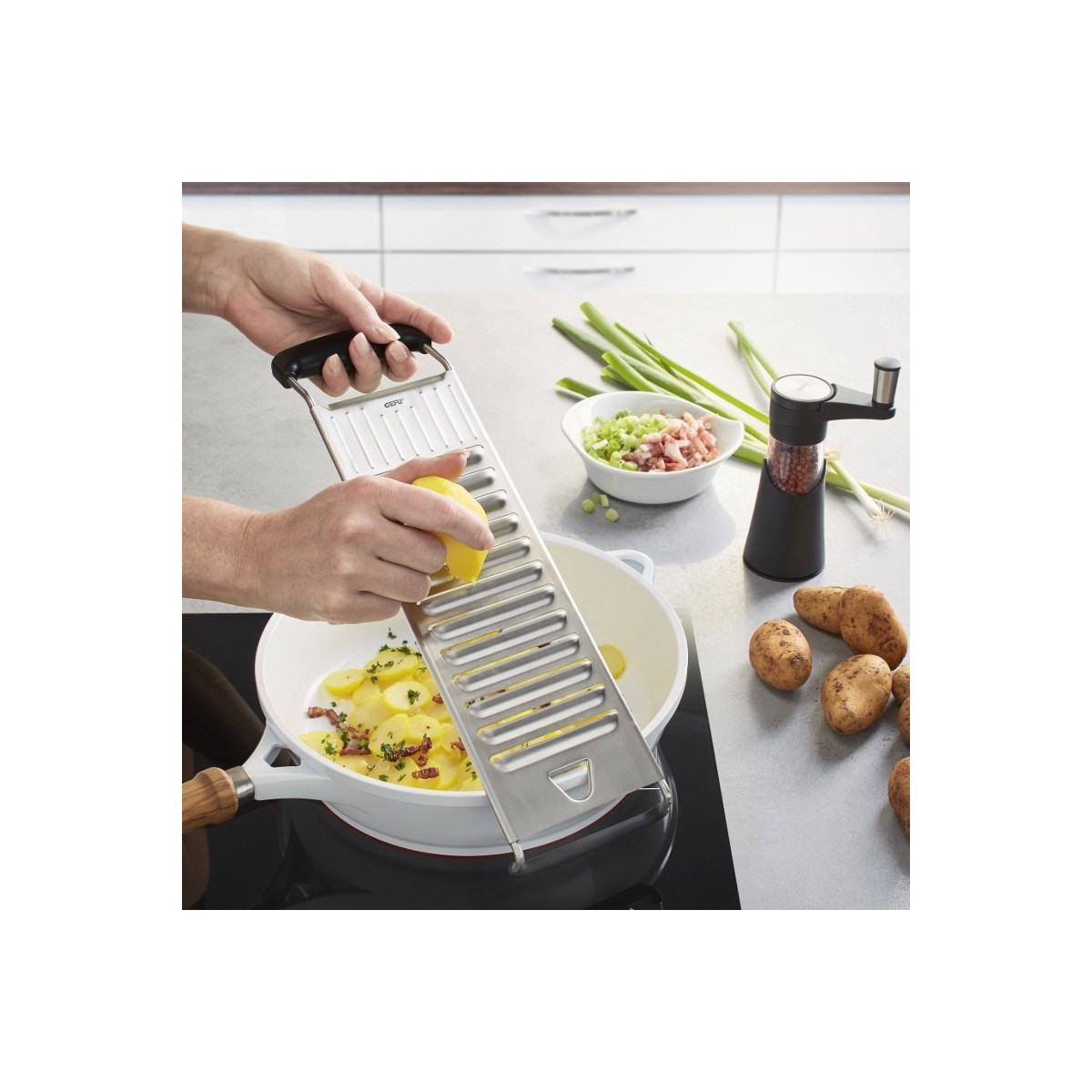 Mandoline pour pommes de terre PATO argent, GEFU