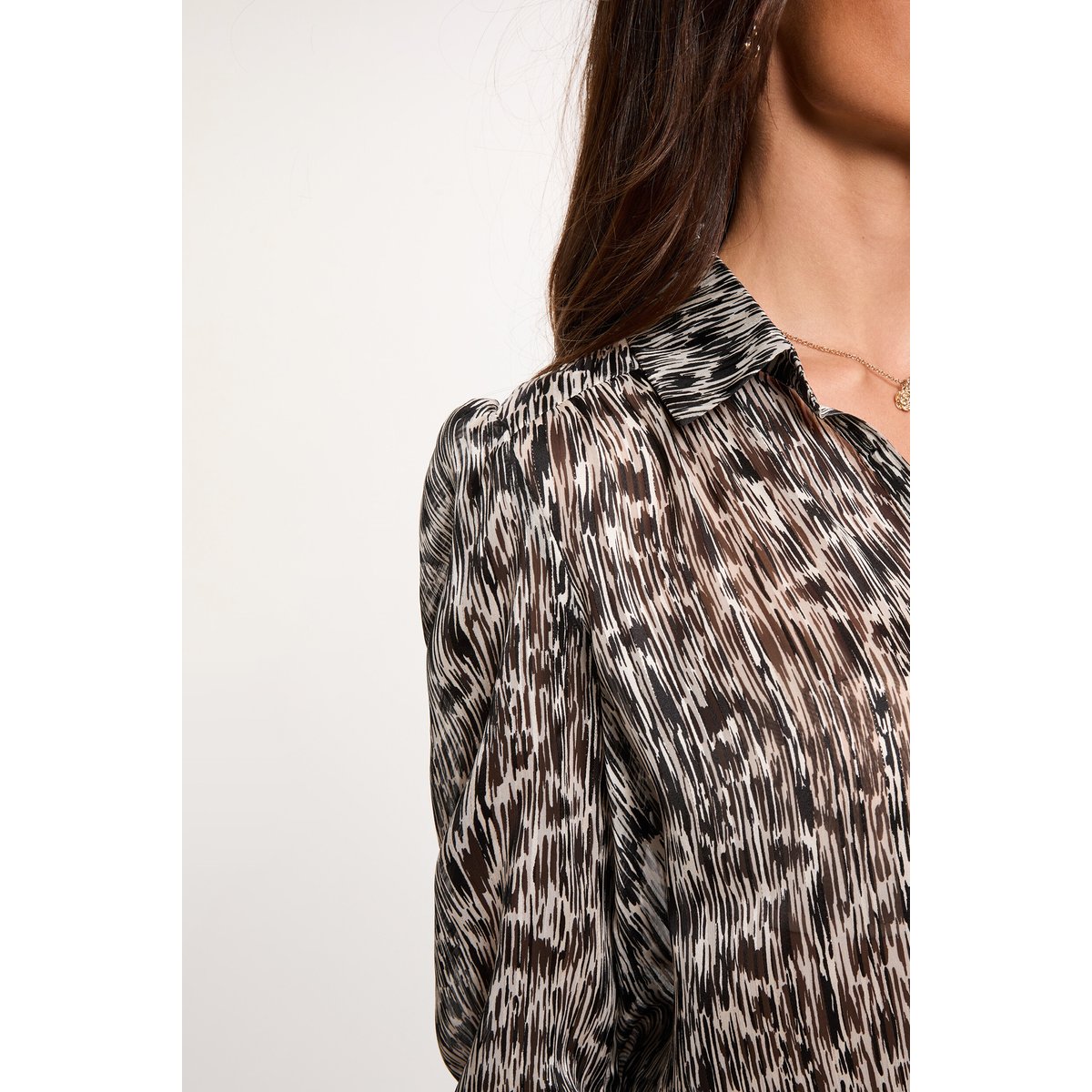 Chemise satinée col à revers multicolore, MORGAN