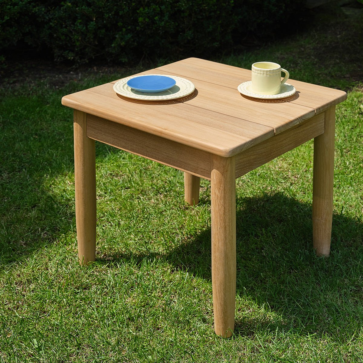 Table d'appoint de jardin en teck massif CALVI naturel, BERAH GETAH