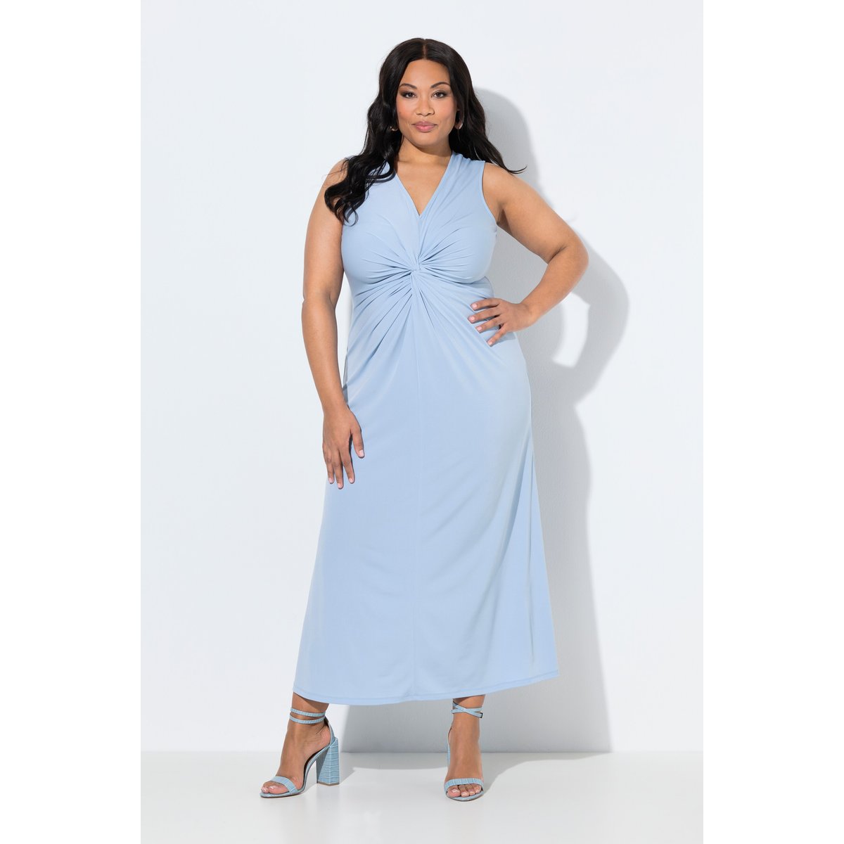 Robe maxi en jersey sans manches. bleu fumé, ULLA POPKEN