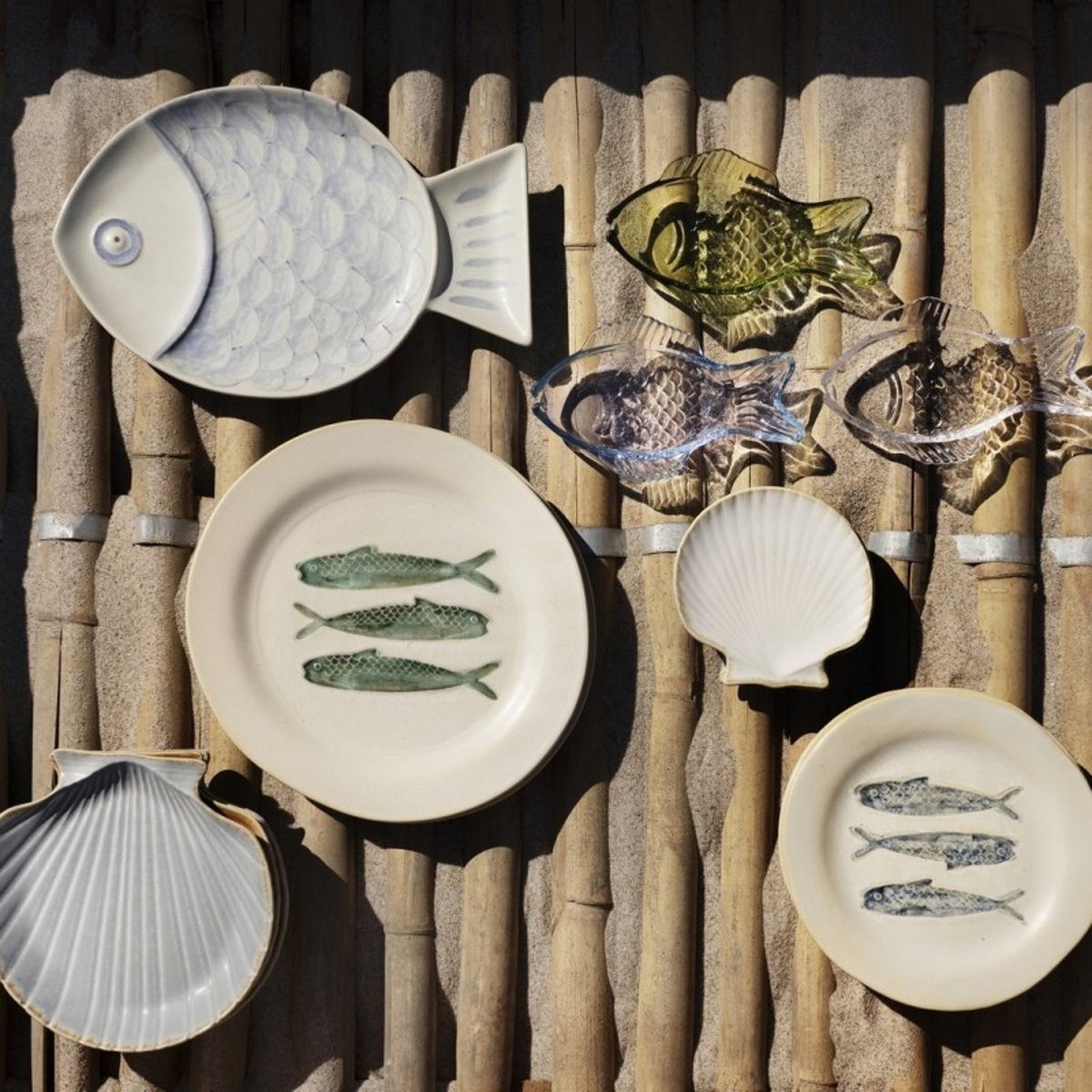 Petite assiette coquille St Jacques grès écru, MADAM STOLTZ