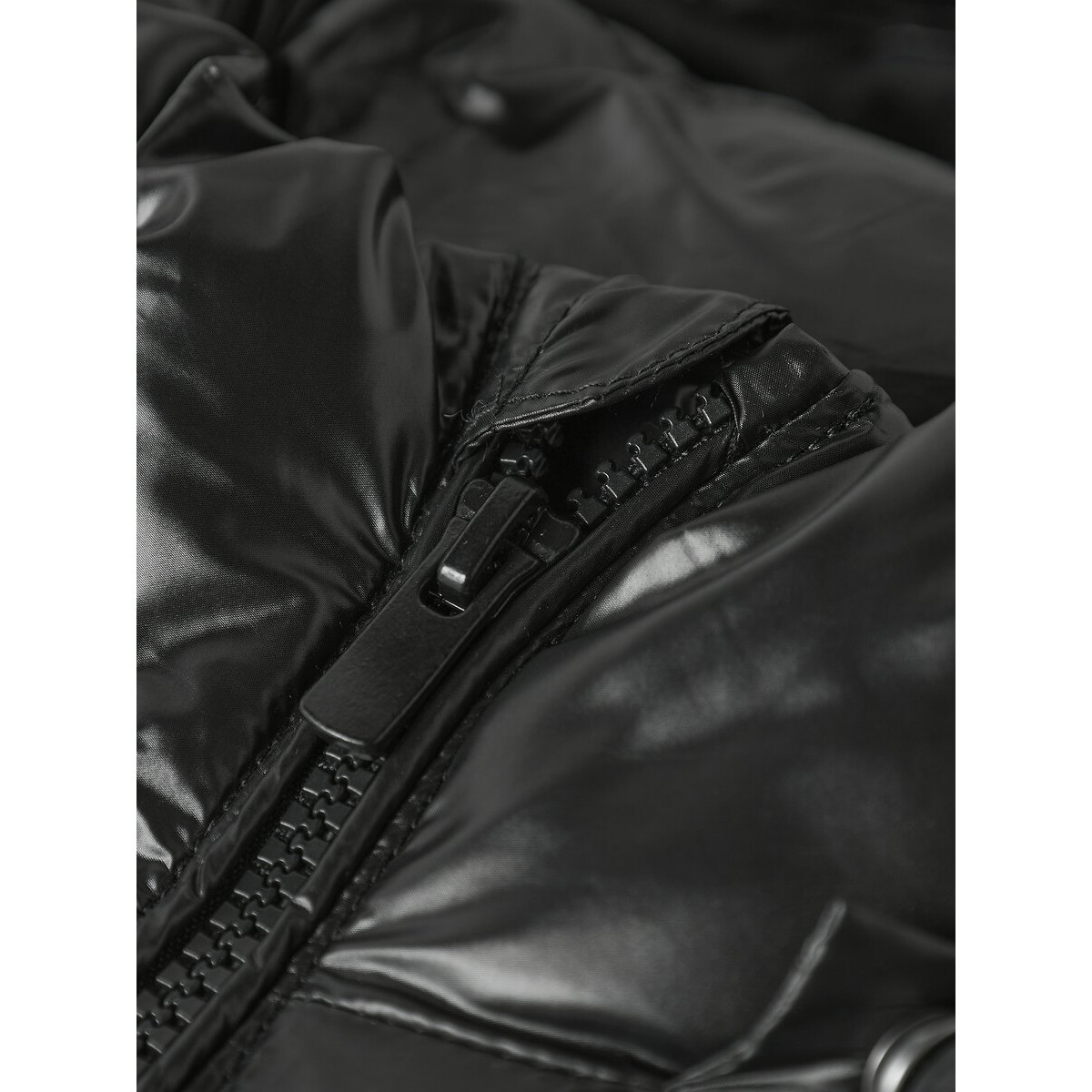 Doudoune brillante avec capuche noir, NAME IT