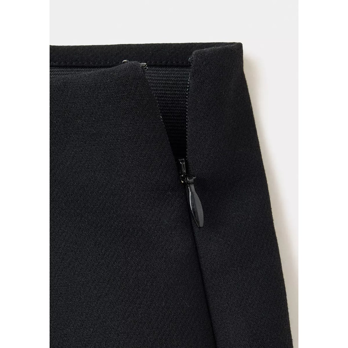 Pantalon capri slim noir, MANGO