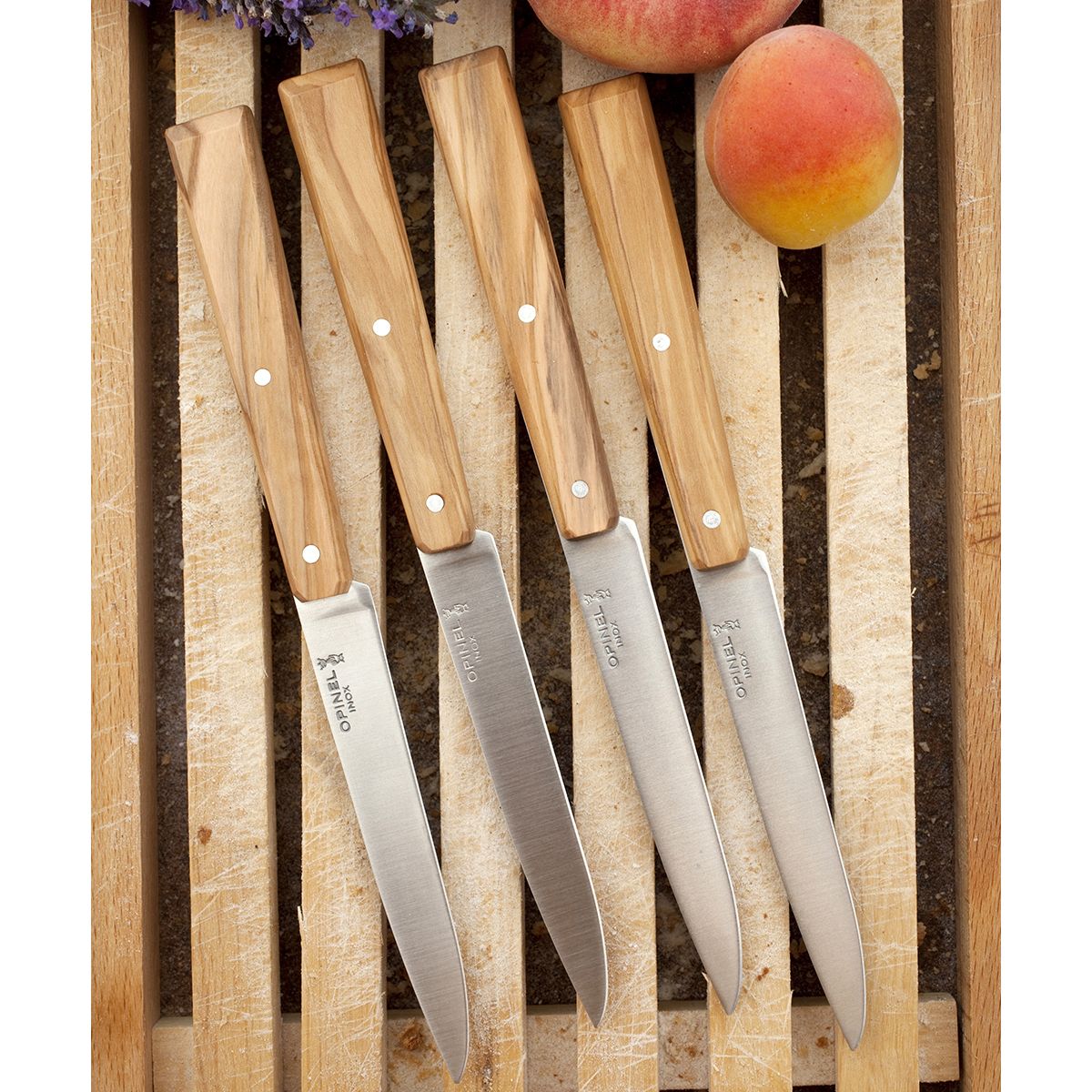 Couteau Bon Appétit sud 4 couteaux de table couleur unique, OPINEL