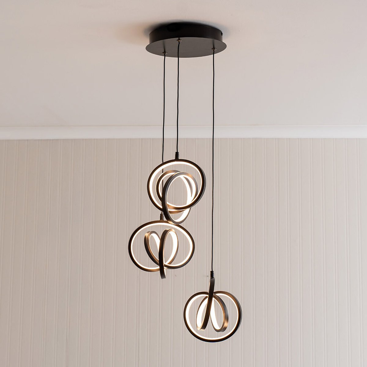Inez 3-Light Loop Cluster LED Pendant Light in Matte Black black, SO'HOME