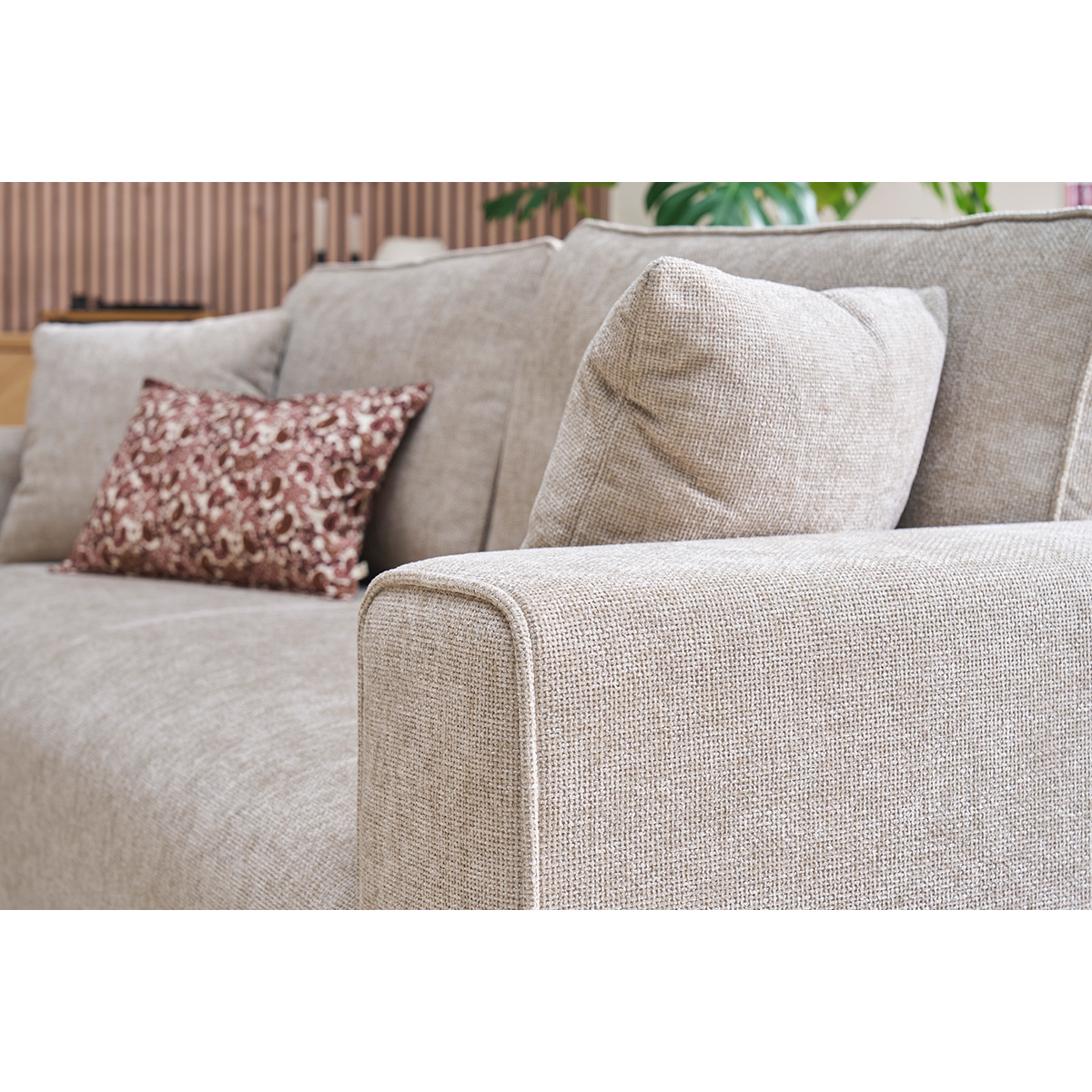 Canapé design 3 places en tissu effet velours vert kaki PEPPER beige, MILIBOO