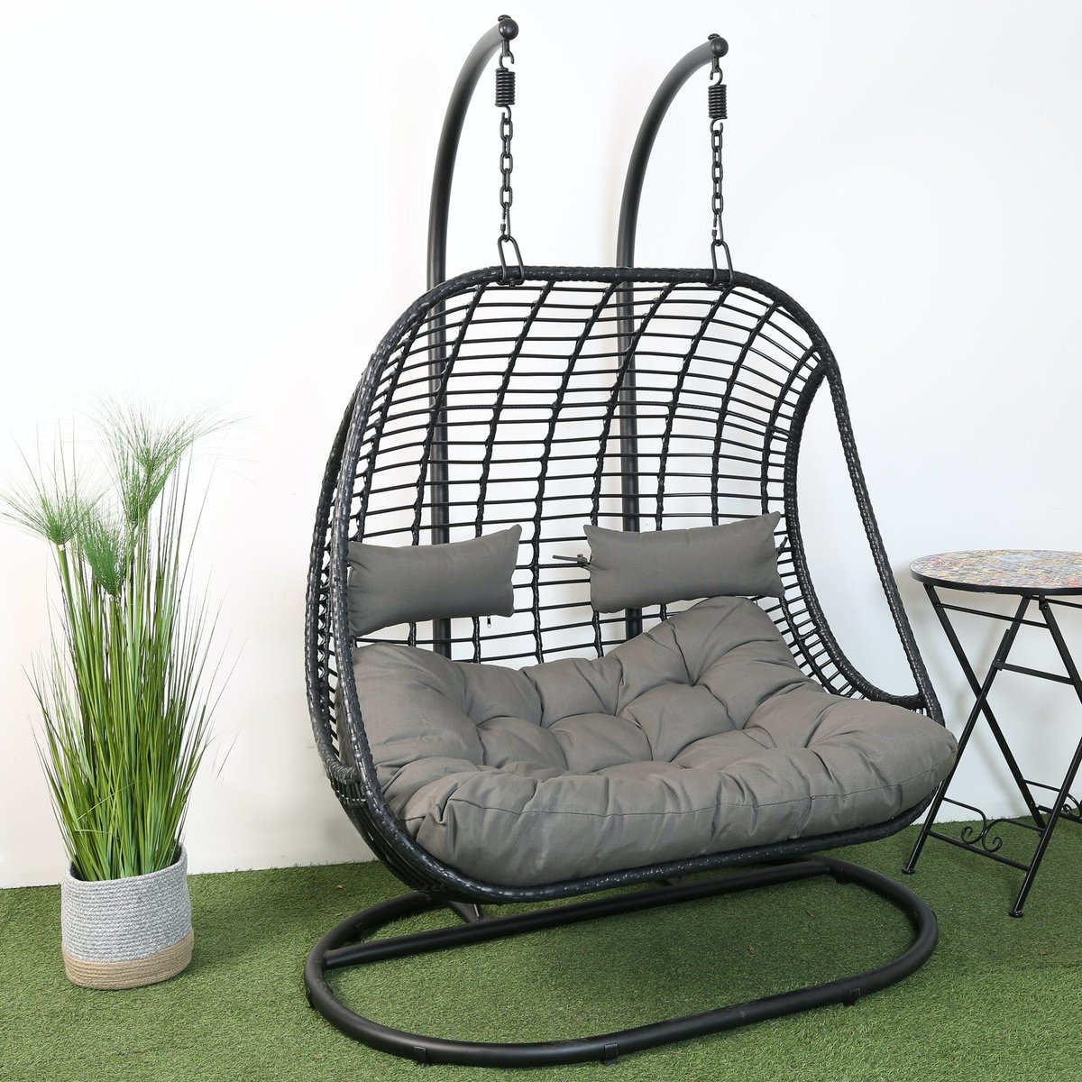 Fauteuil suspendu 2 places en résine SOUTH BEACH noir, PIER IMPORT