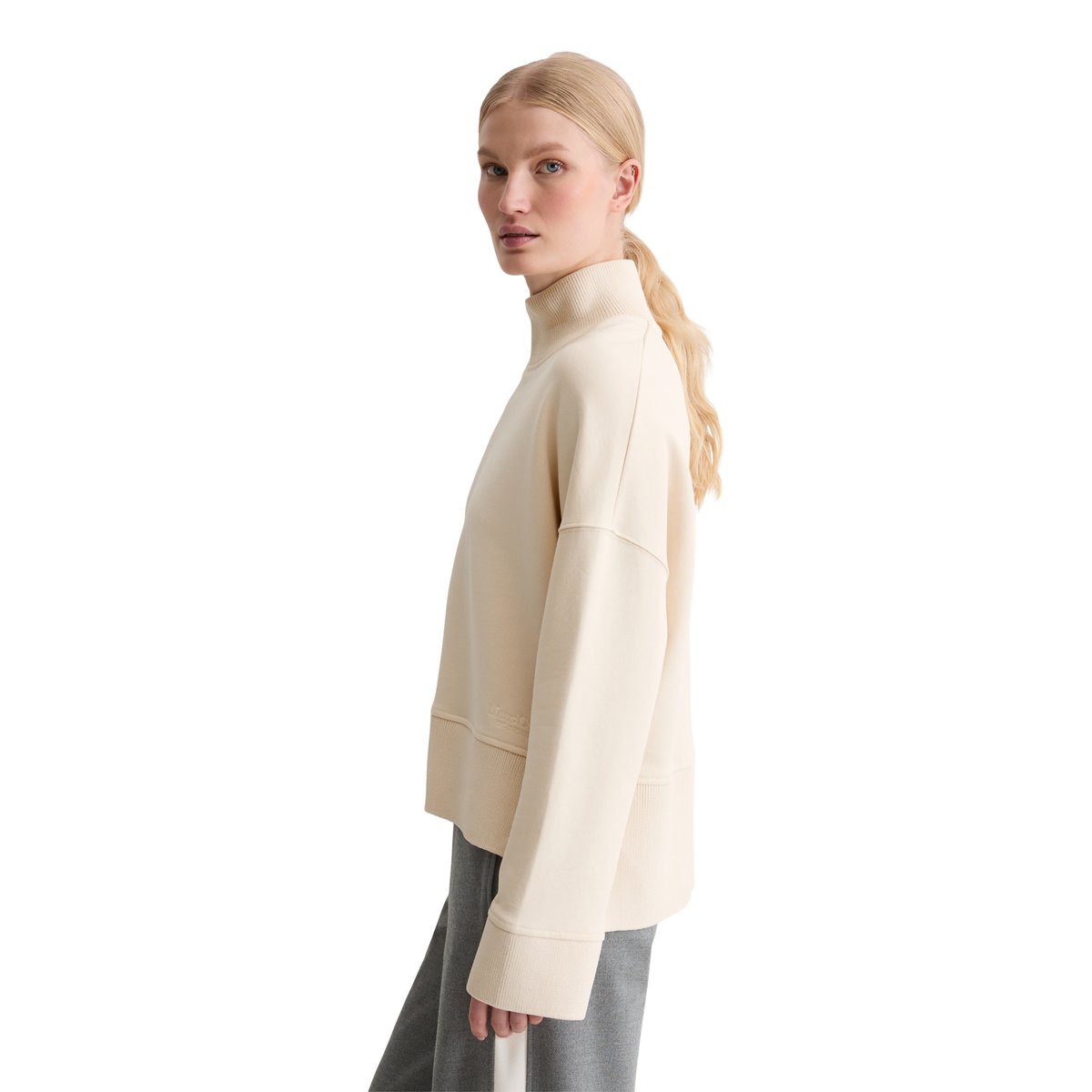 Sweat-shirt relaxed avec large ceinture en tricot côtelé blanc naturel, MARC O'POLO