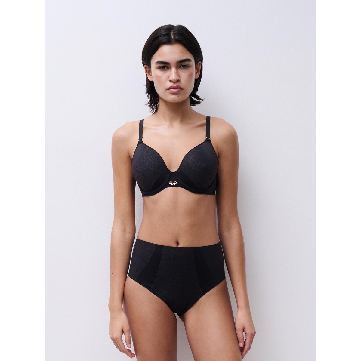 Soutien-gorge spacer moulé emboîtant PURE LACE noir, CHANTELLE