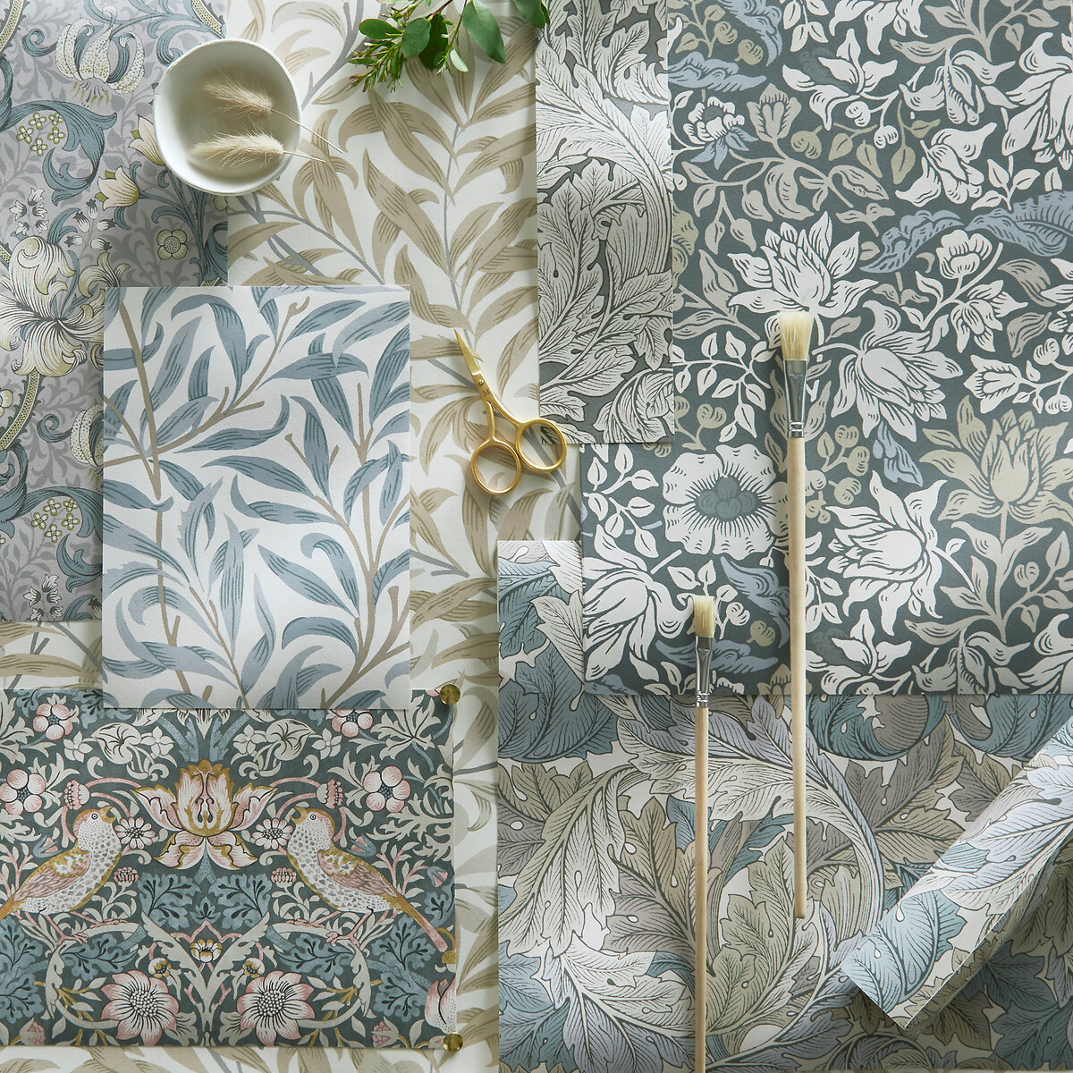 Mallow Slate/Dove Wallpaper grey, WILLIAM MORRIS BY CLARKE & CLARKE