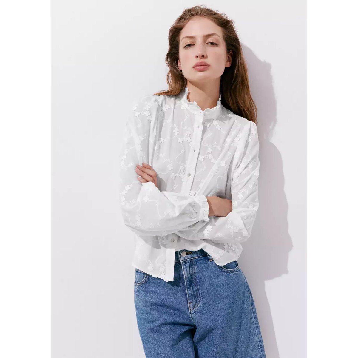 Blouse 100 % coton avec broderies florales blanc, MANGO