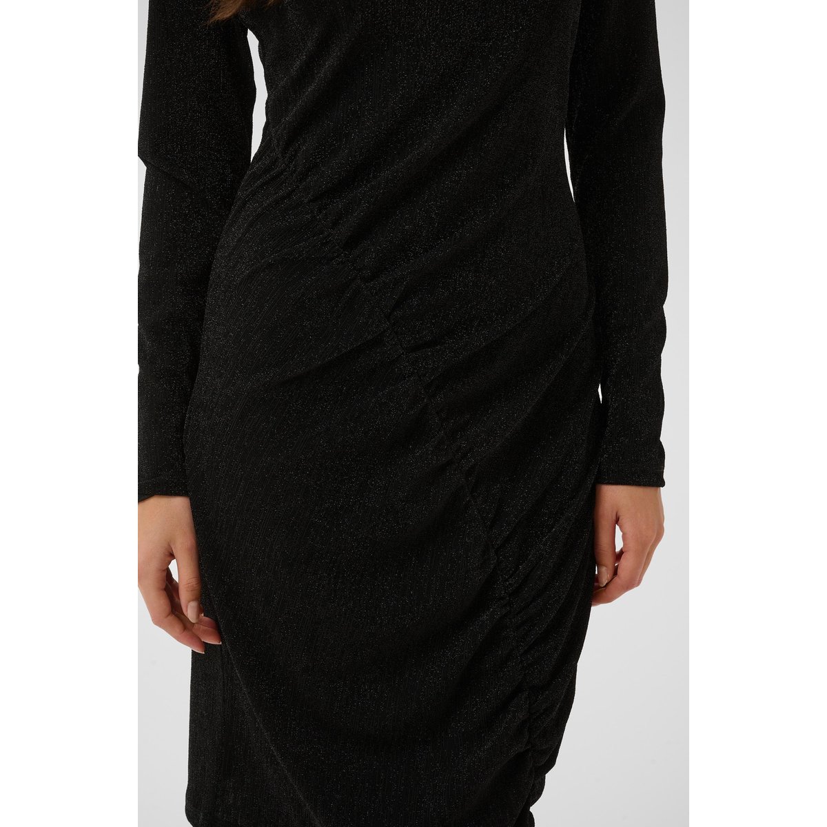 Robe noir black lurex, CULTURE