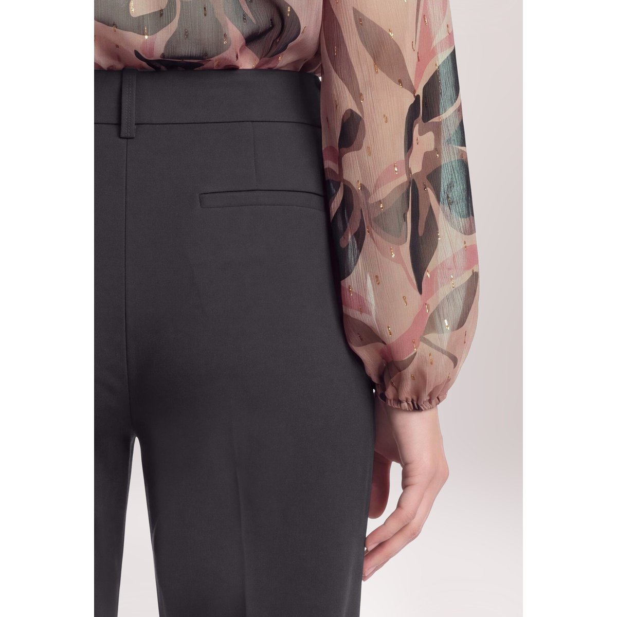 Pantalon stretch à plis repassés noir, BETTY BARCLAY