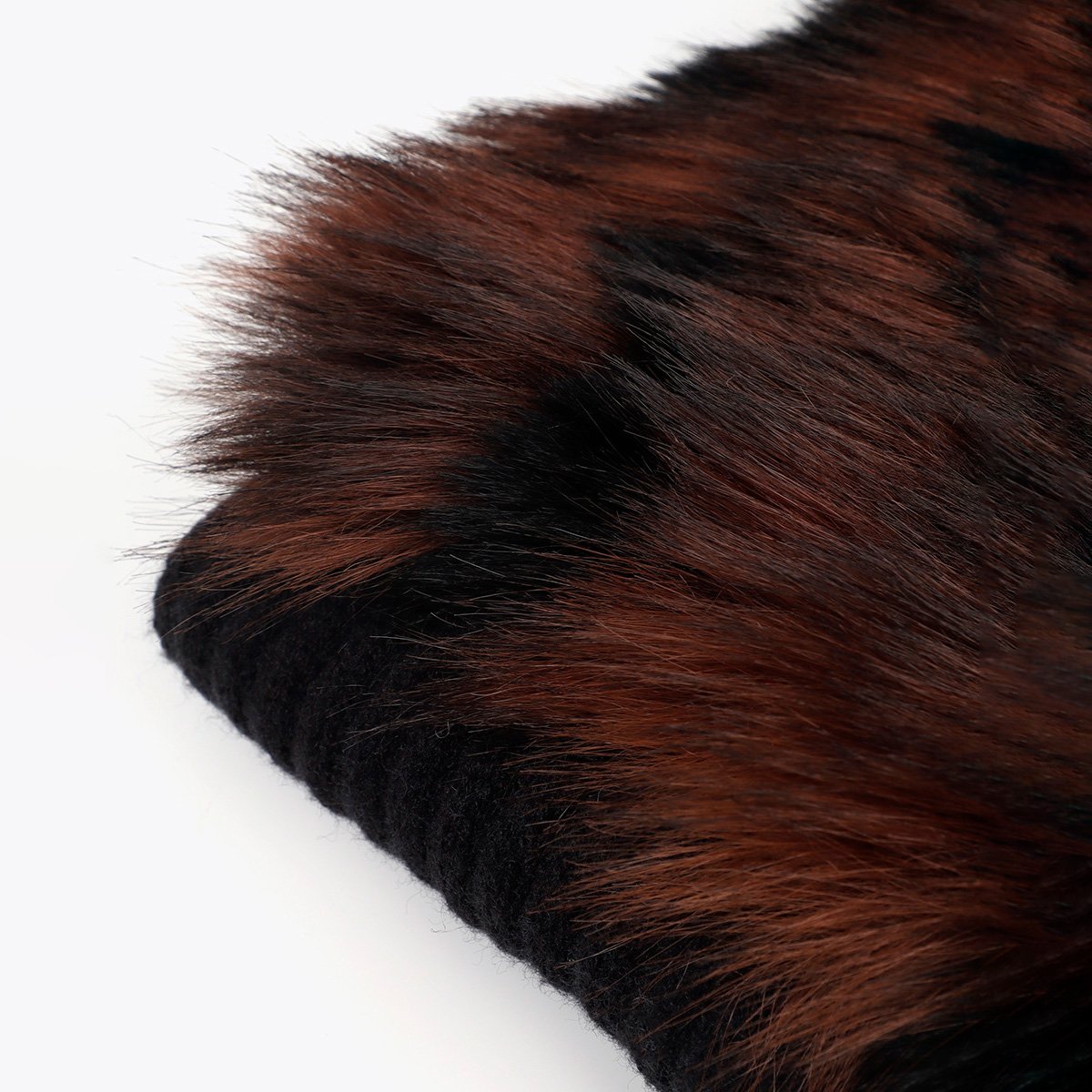 Écharpe tricotée à revers motif léopard noir, LOLA CASADEMUNT