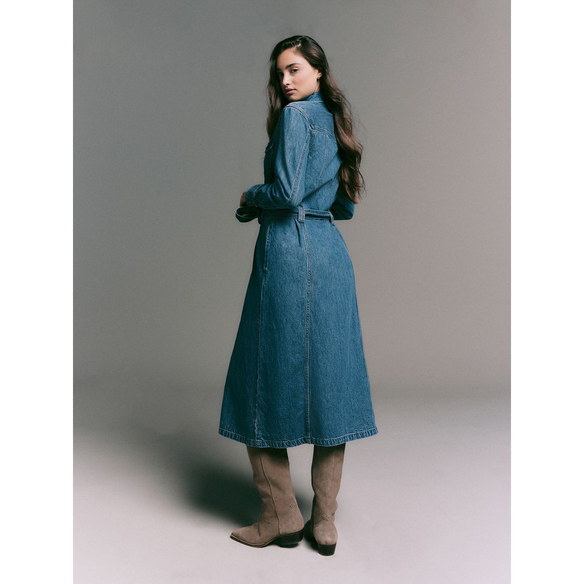 Robe chemise longue en denim bleu foncé, NEXT