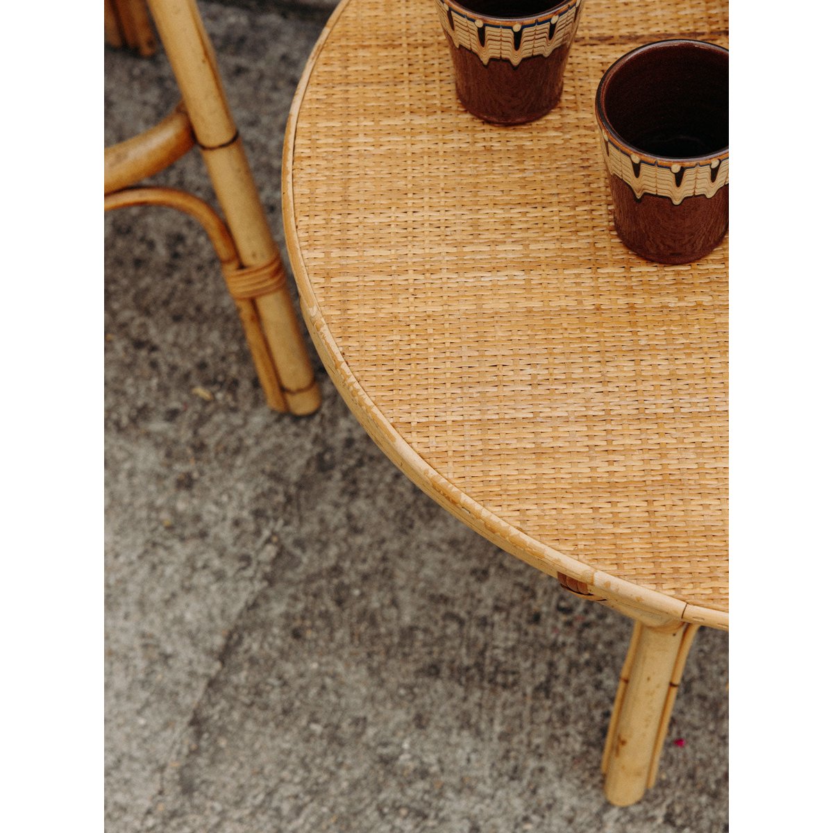 Table basse au plateau amovible Léonie N°1010 - Bon état bois clair, DEBONGOUT