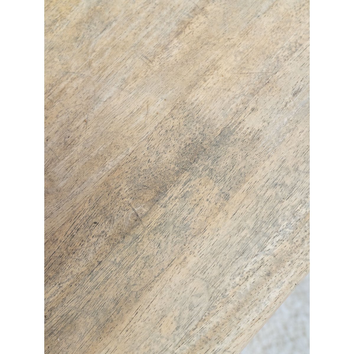 Table basse en bois Léonie N°401 - Bon état bois clair, DEBONGOUT