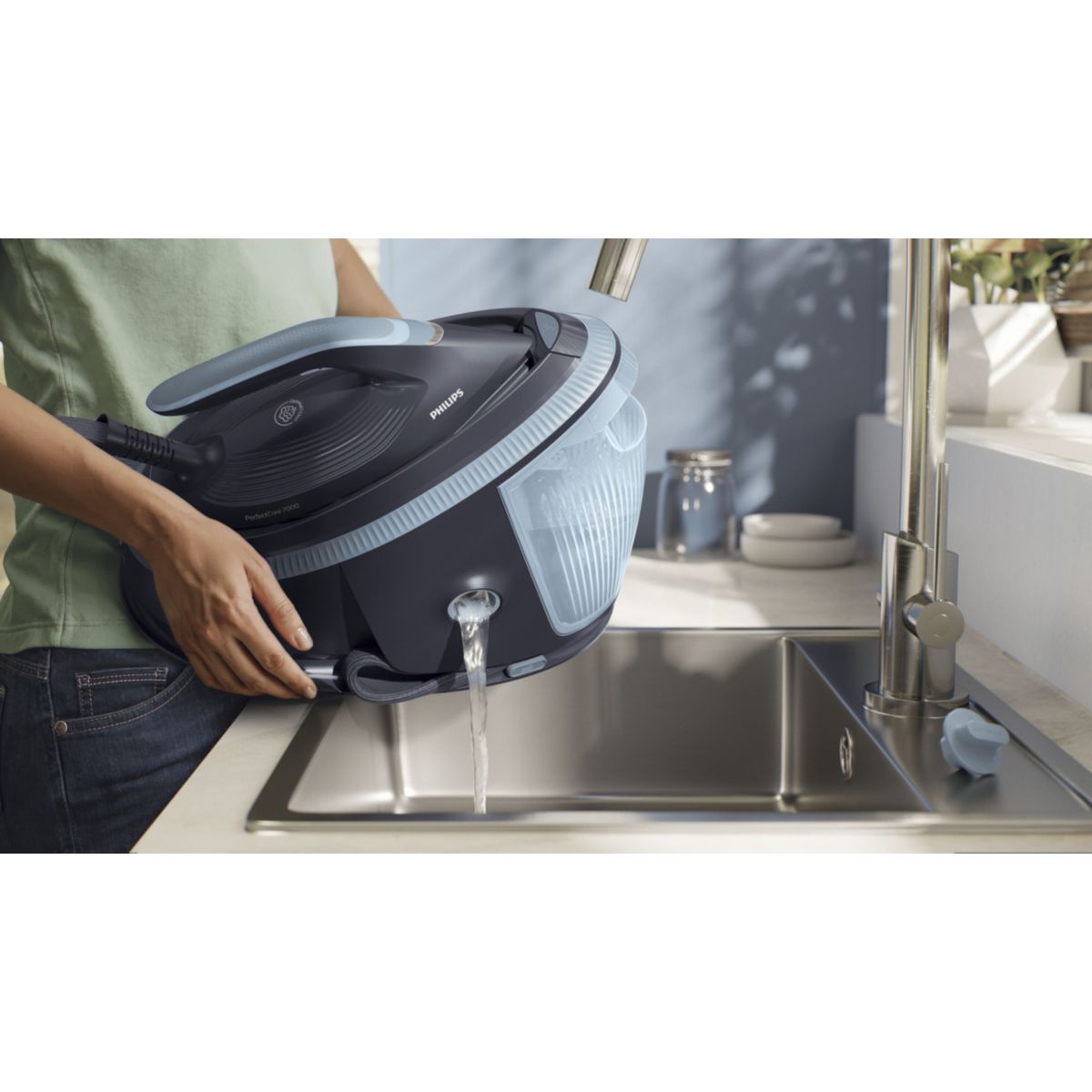 Centrale vapeur PSG7200/20 bleu foncé 1,5L couleur unique, PHILIPS