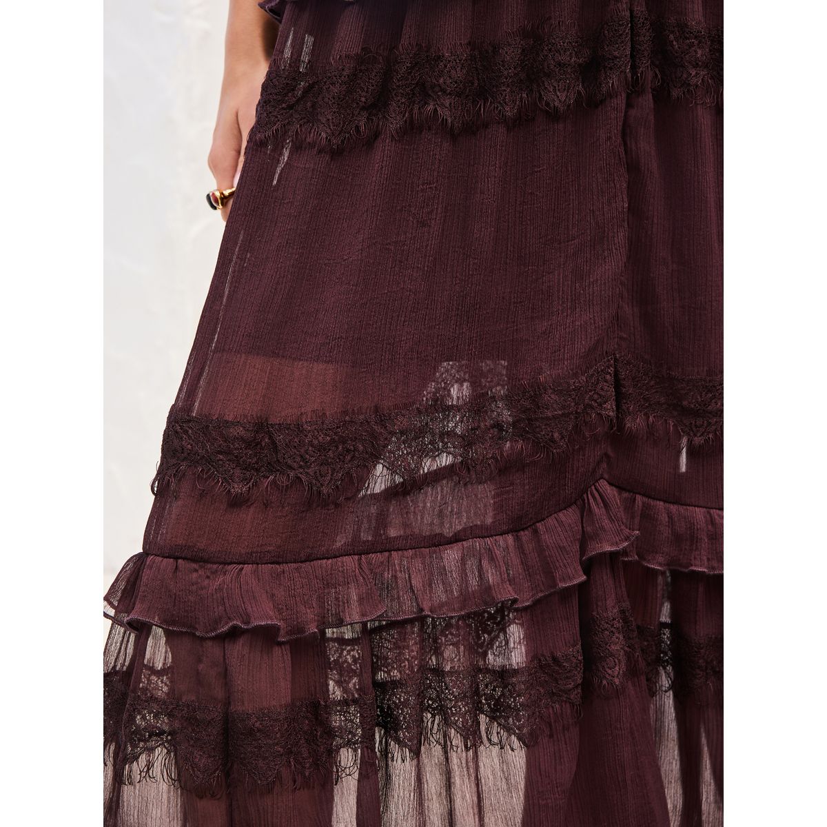 Robe longue à fines bretelles en mesh marron chocolat, NEXT