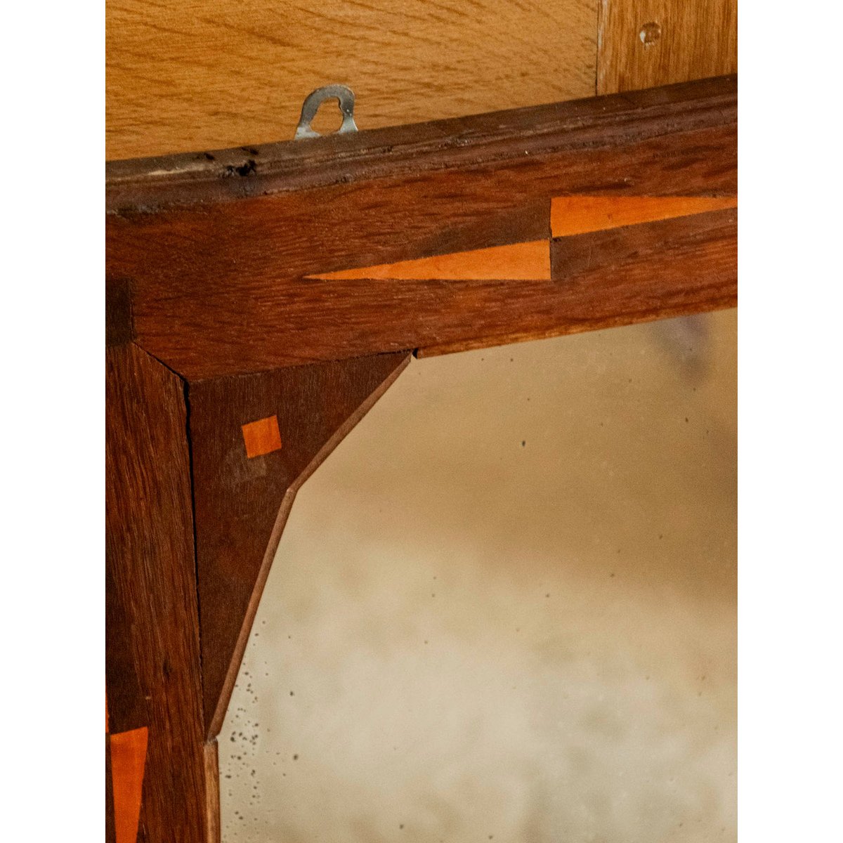 Miroir marqueté en bois foncé Georges N°1320 - Bon état bois foncé, DEBONGOUT