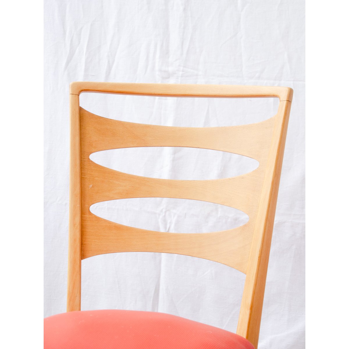 Lot de 4 chaises en hêtre Alma N°2100 - Bon état bois clair, DEBONGOUT