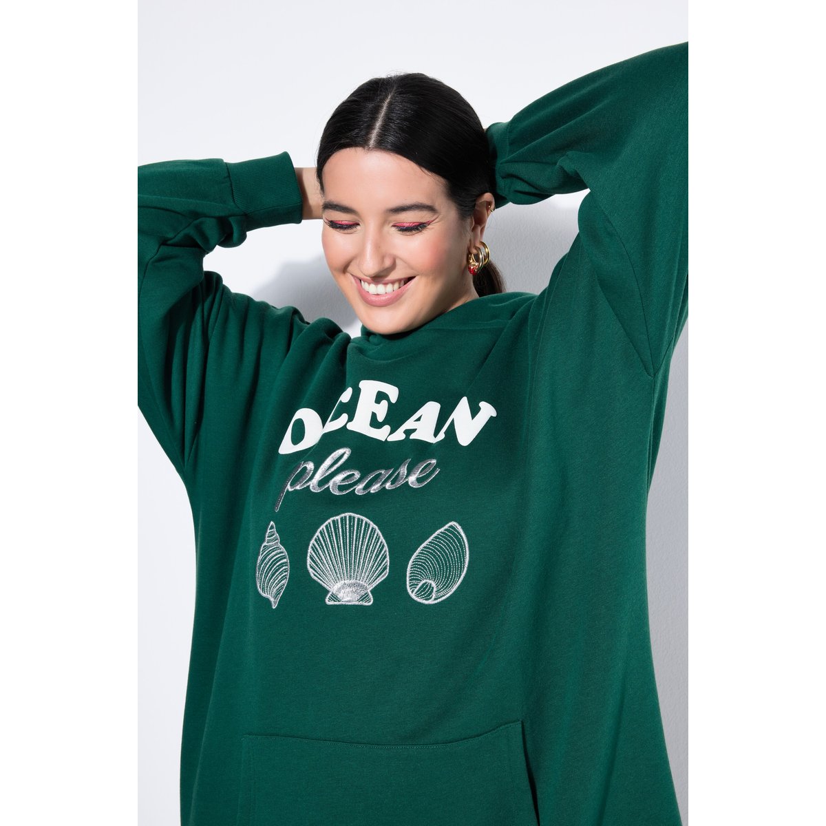 Sweat à capuche oversize avec message vert foncé, STUDIO UNTOLD