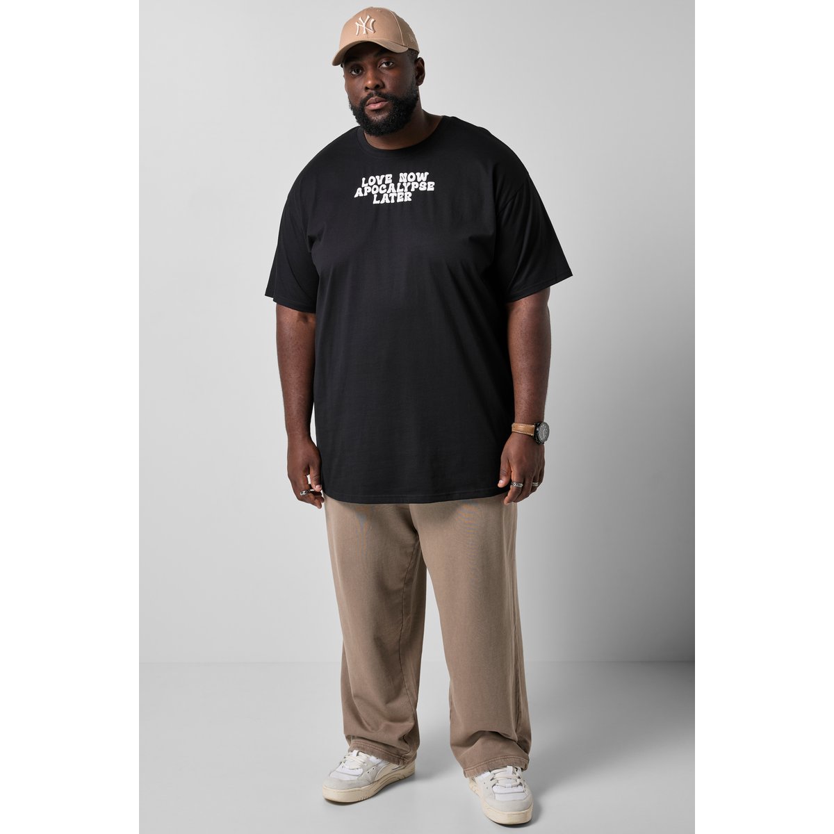 T-shirt, manches mi-hauteur, coupe oversize noir, STHUGE
