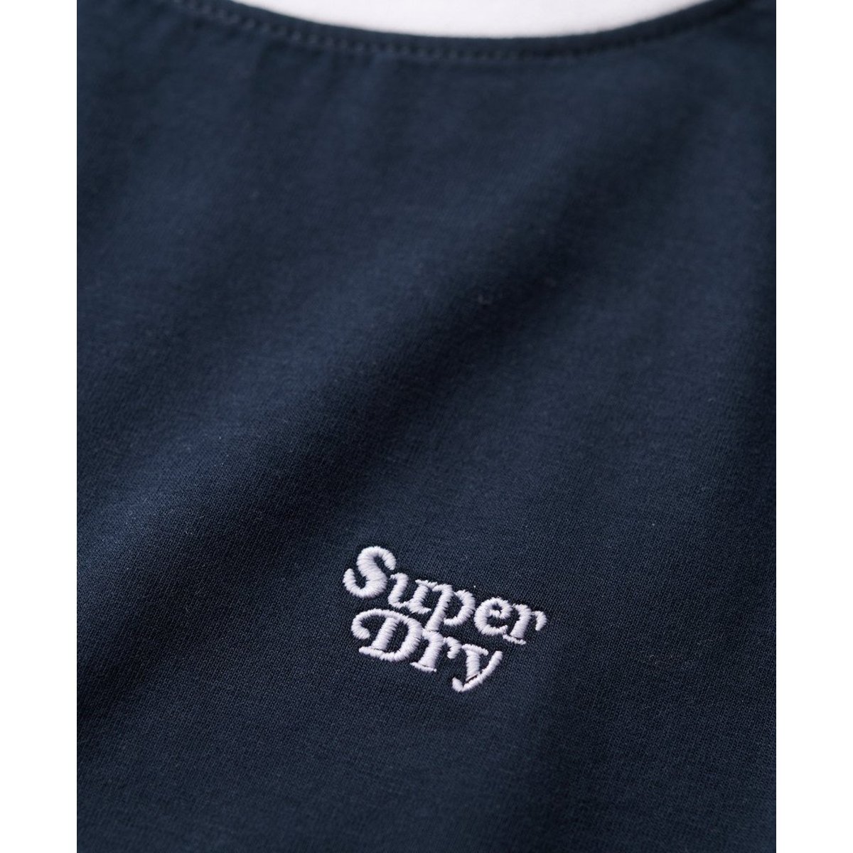 T-shirt court à bords contrastants en coton biologique bleu marine éclipse/blanc optic, SUPERDRY