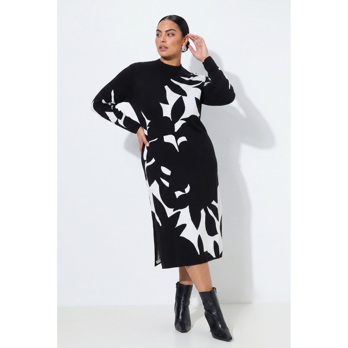 Robe maxi en maille, motif feuilles noir, ULLA POPKEN